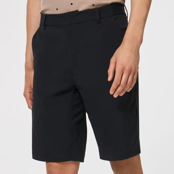 OAKLEY TERRAIN PERF SHORT / Blackout · otra vista