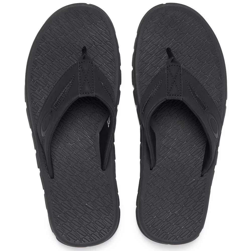 OPERATIVE FLIP FLOP / Blackout