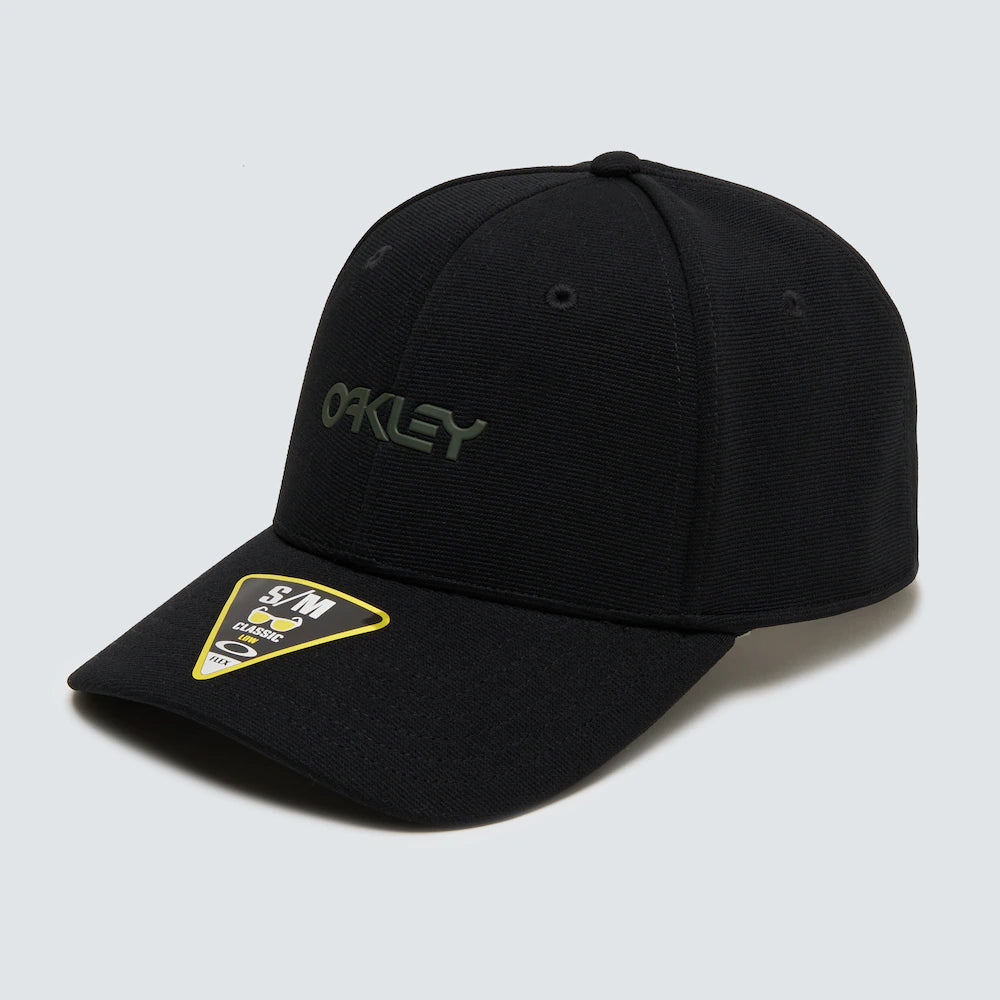 6 PANEL STRETCH METALLIC HAT / Blackout