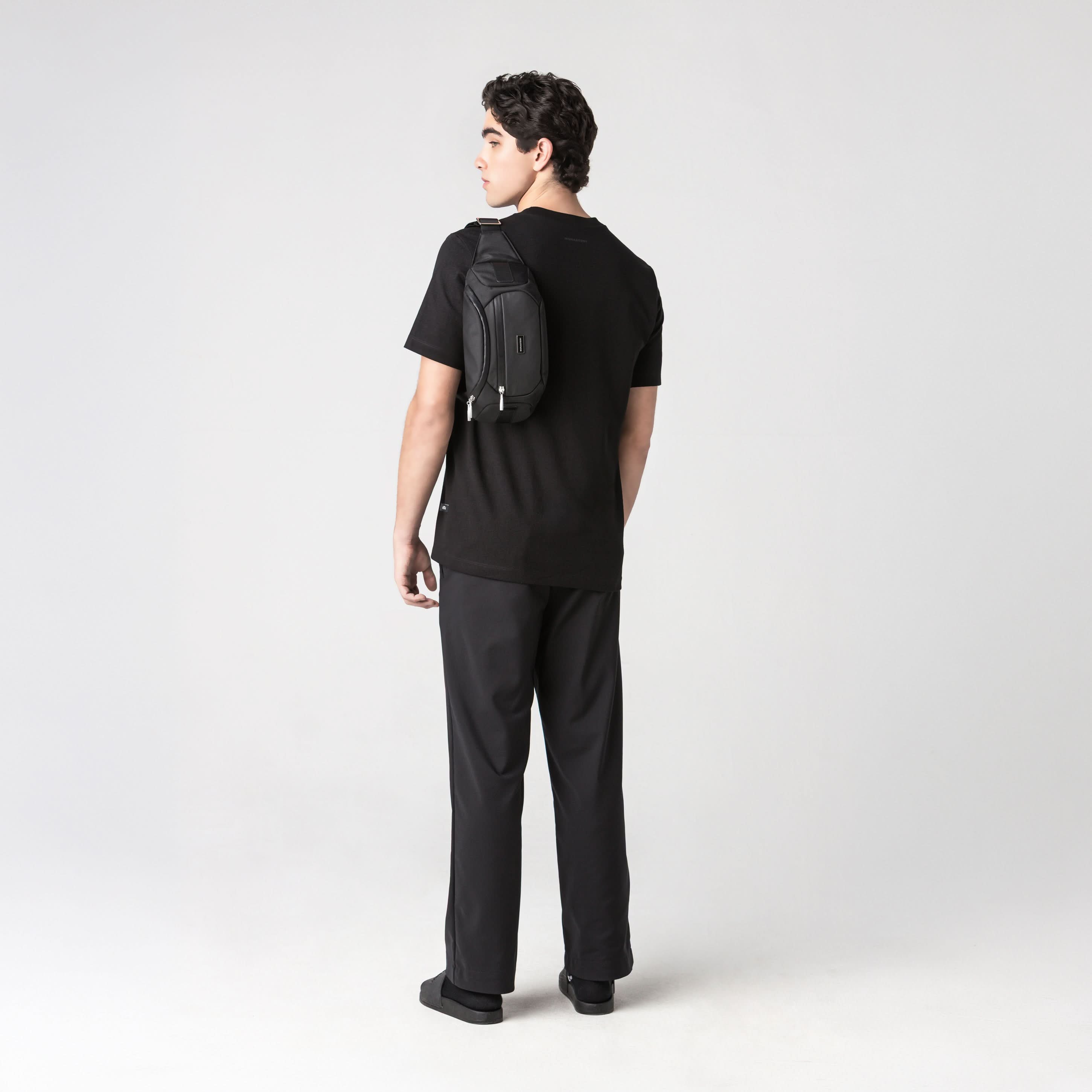 ALBAQ FANNY PACK UNISEX BLACK