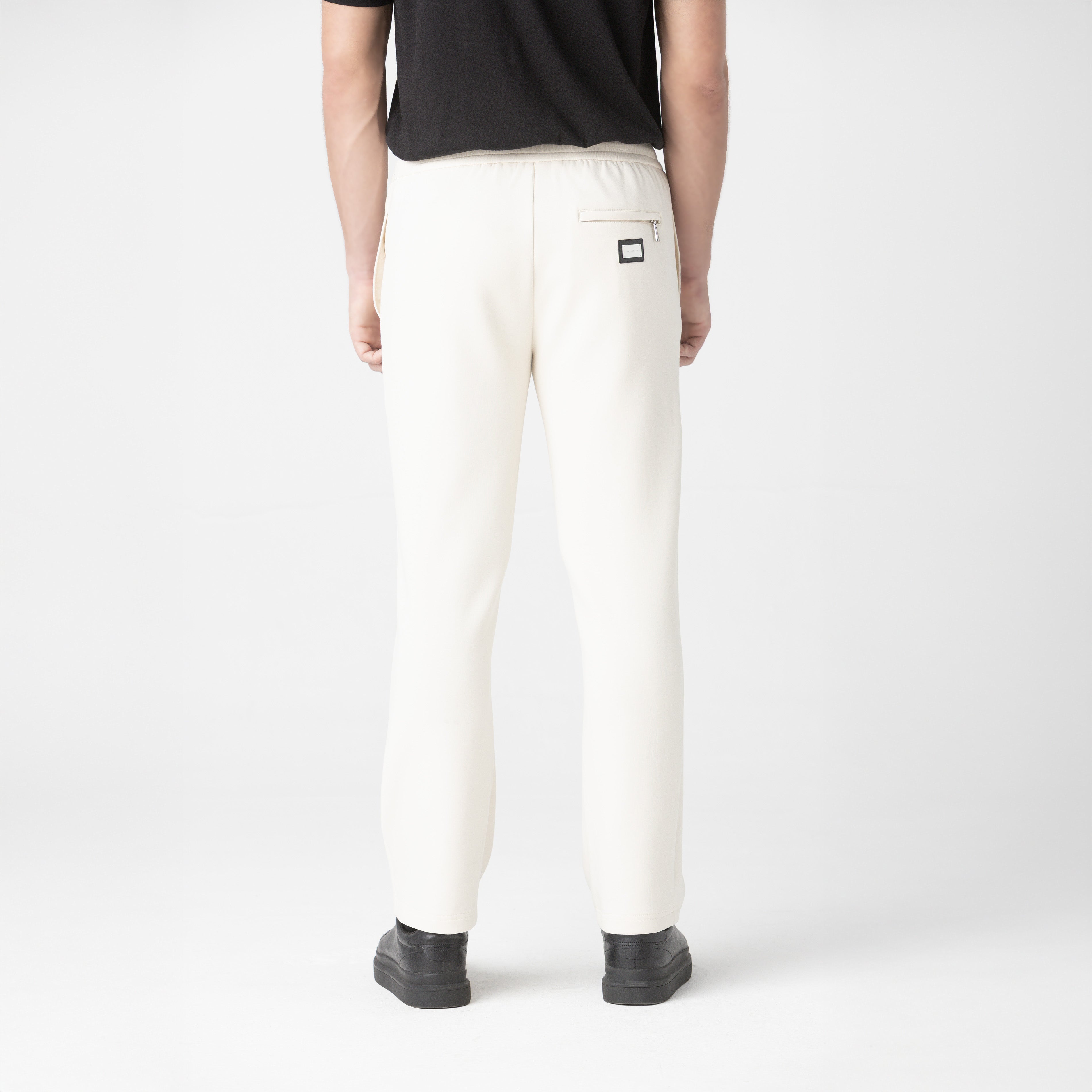 AMKIH PANT MEN WHITE ASPARAGUS