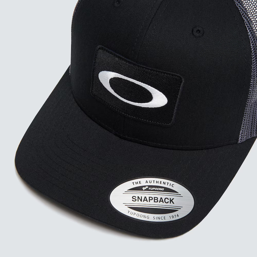 OAKLEY O ORIGINAL TRUCKER HAT / BLACK/FORGED IRON