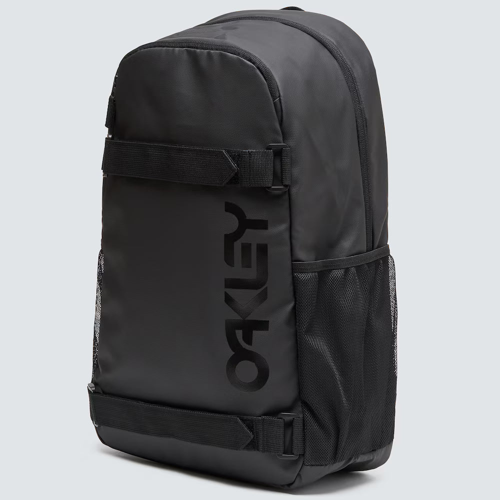 THE FRESHMAN Skate BACKPACK / Blackout