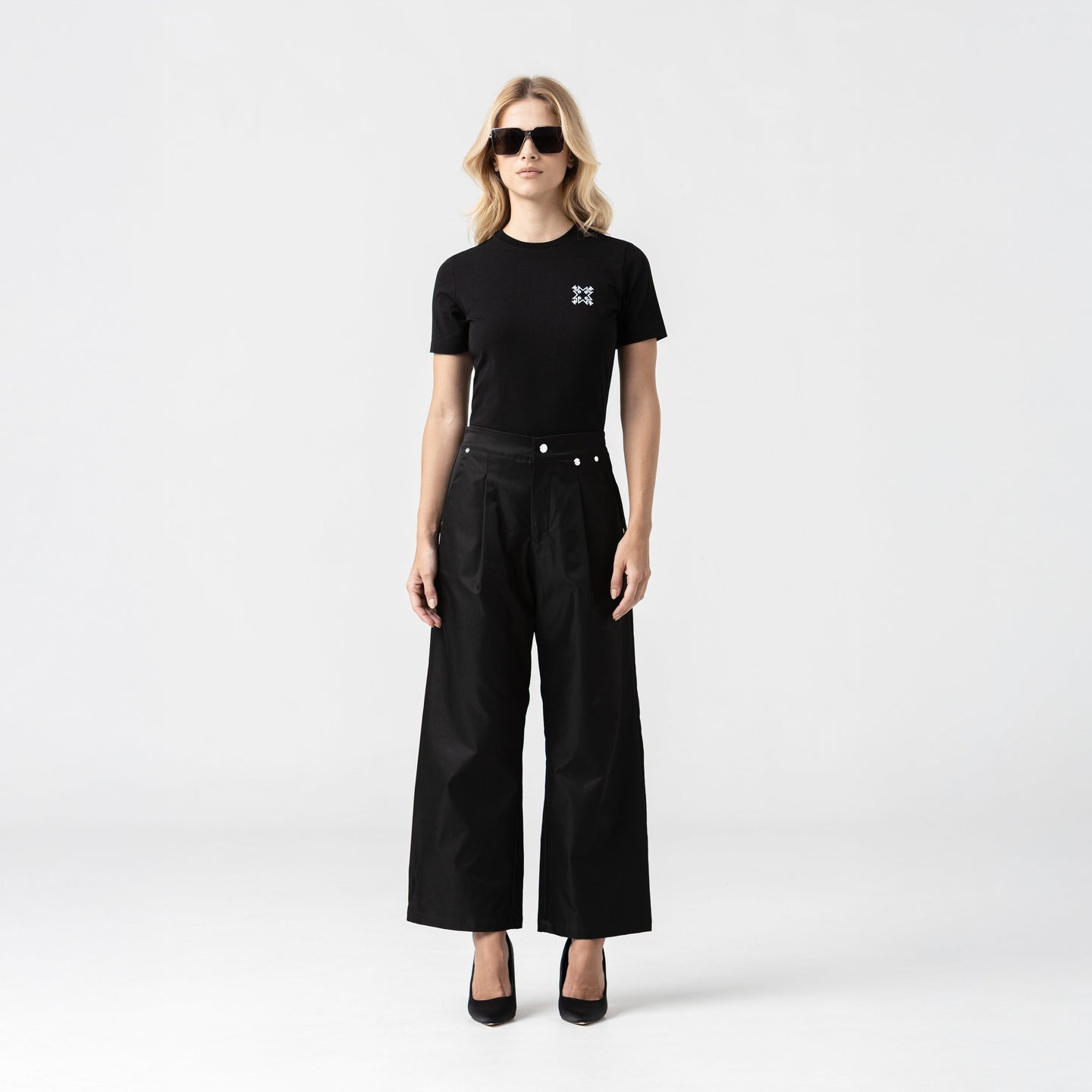 ADHRA T-SHIRT WOMEN BLACK METEORITE