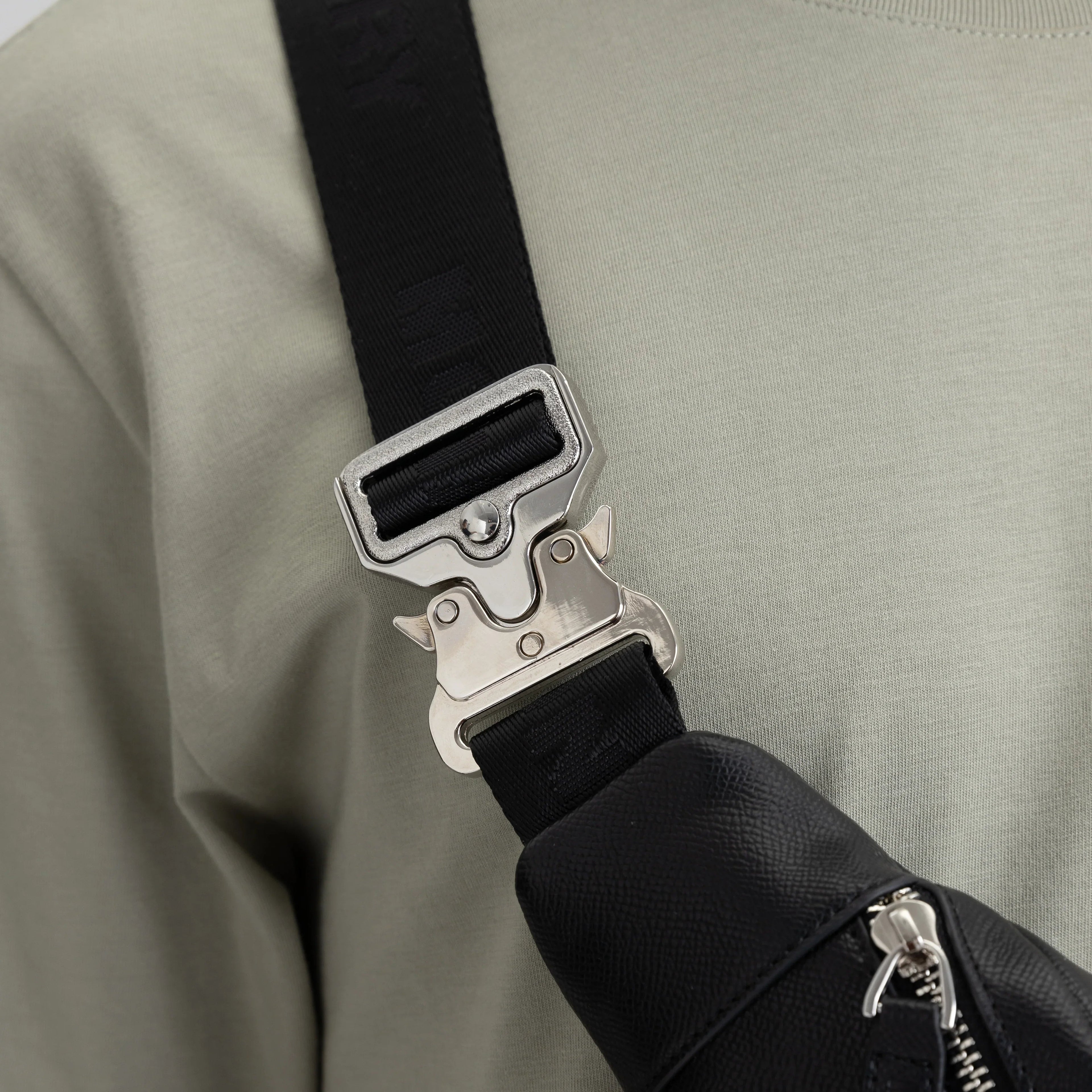 FANNYPACK BASIC UNISEX FIURA BLACK