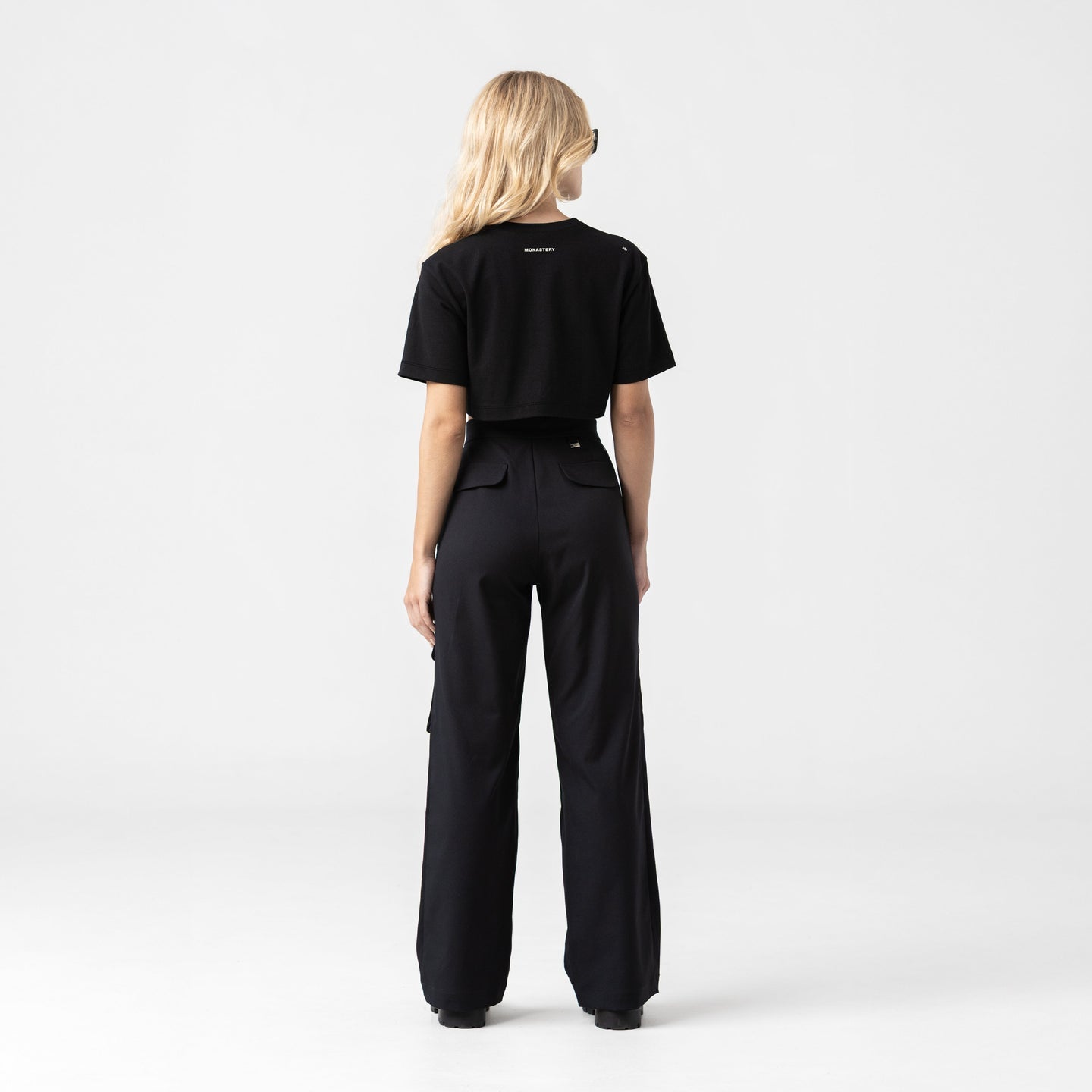 OLWYN CROP TOP WOMEN BLACK METEORITE L/G