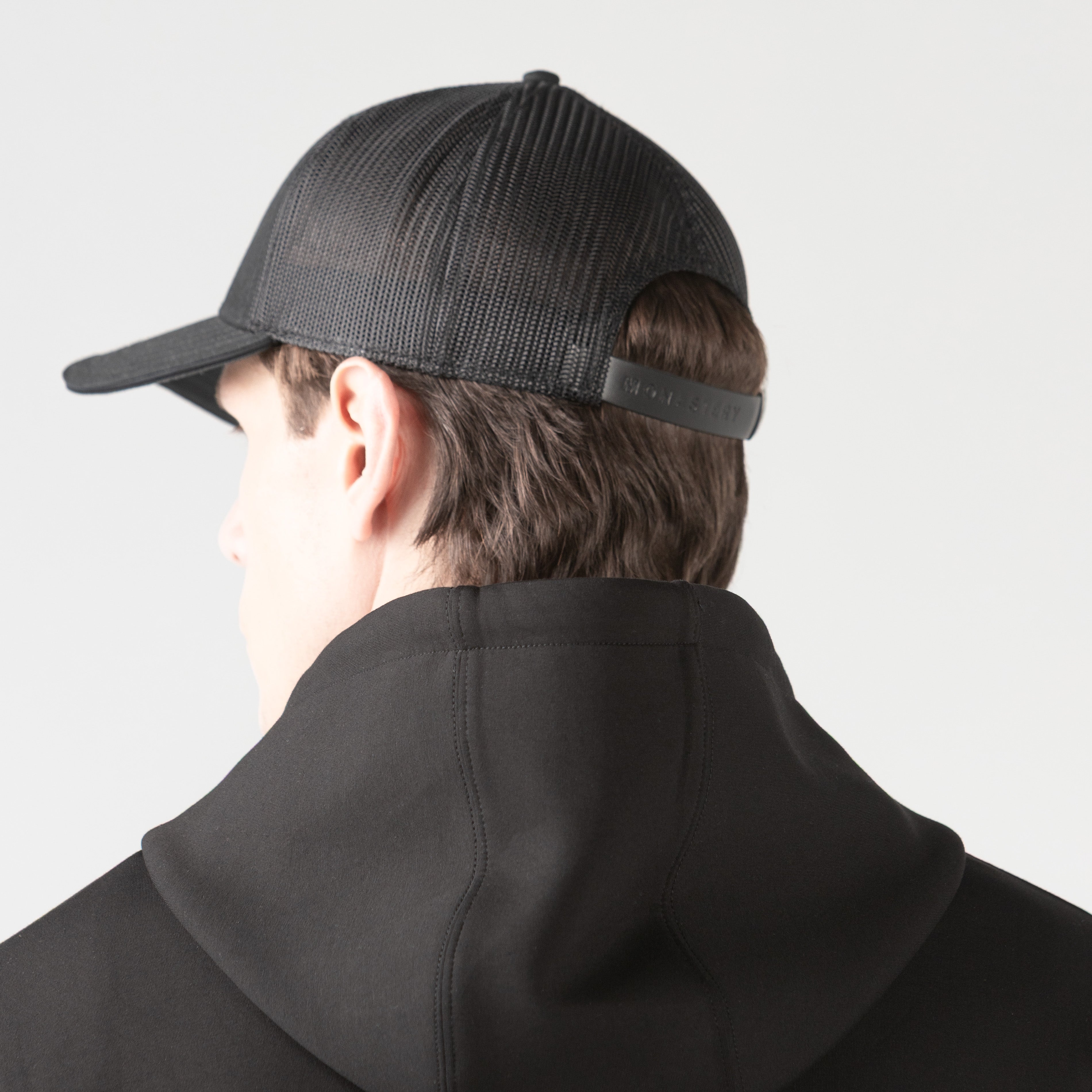 KARAN CAP UNISEX BLACK
