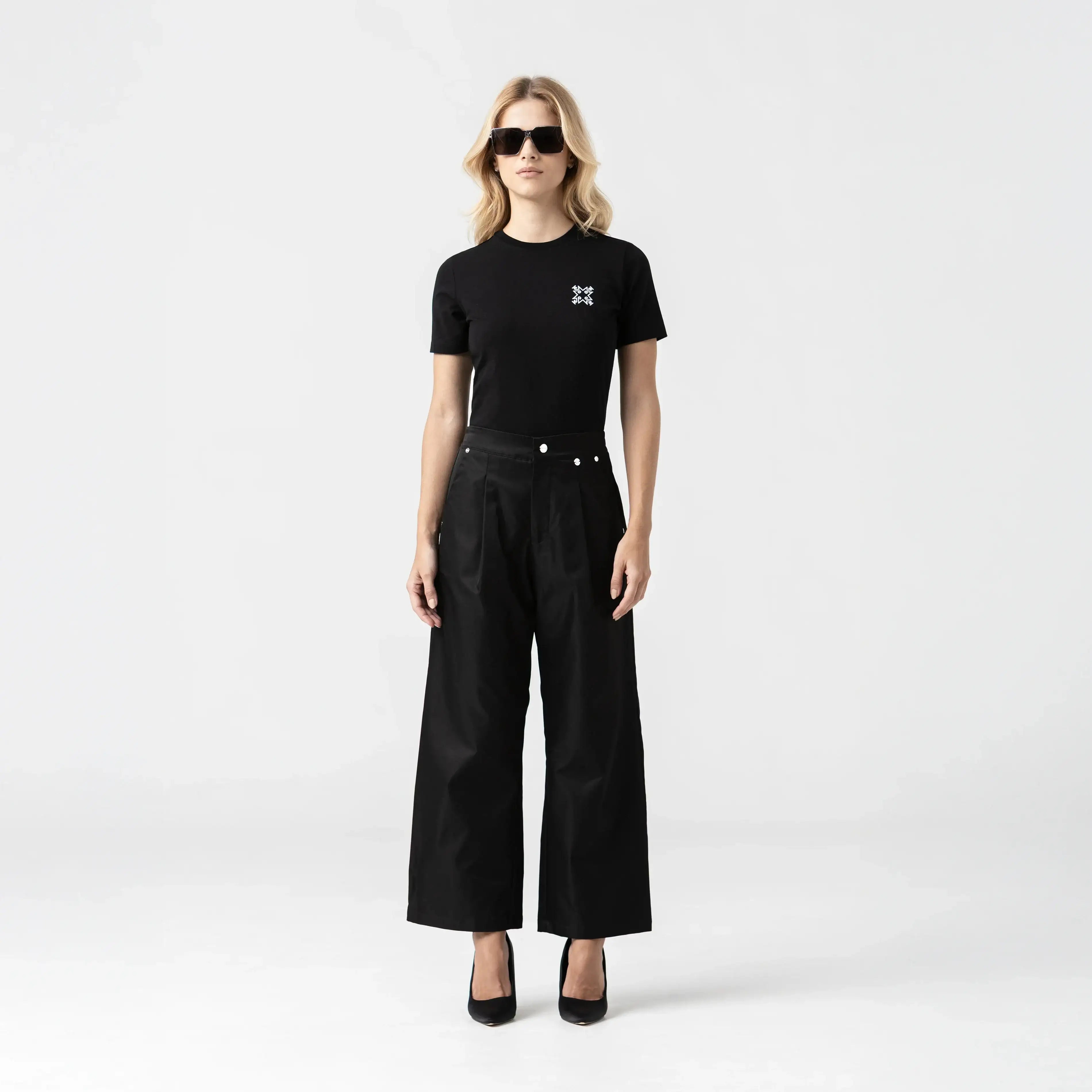ADHRA T-SHIRT WOMEN BLACK METEORITE
