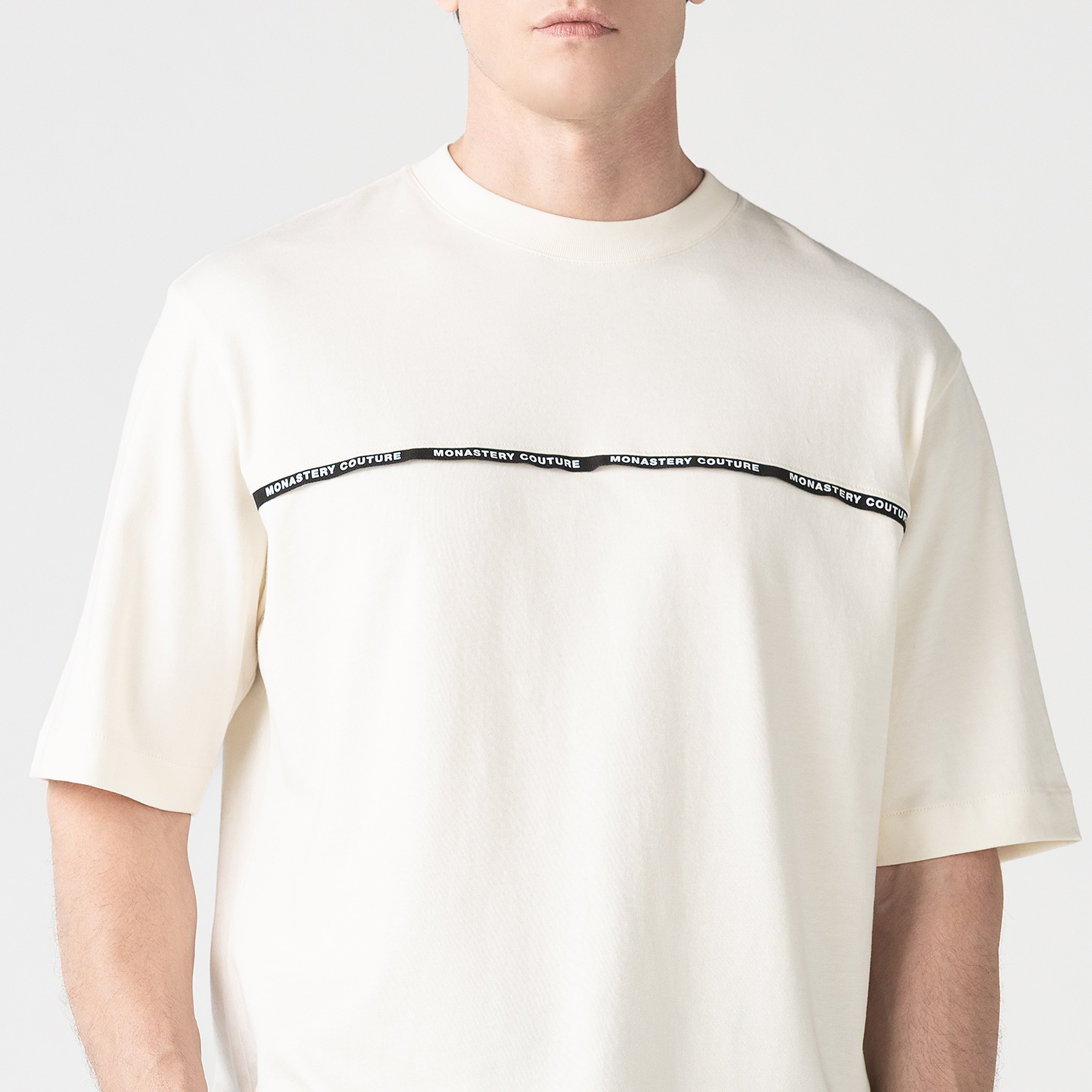 PRAETOR T-SHIRT OVERSIZED MEN EGRET
