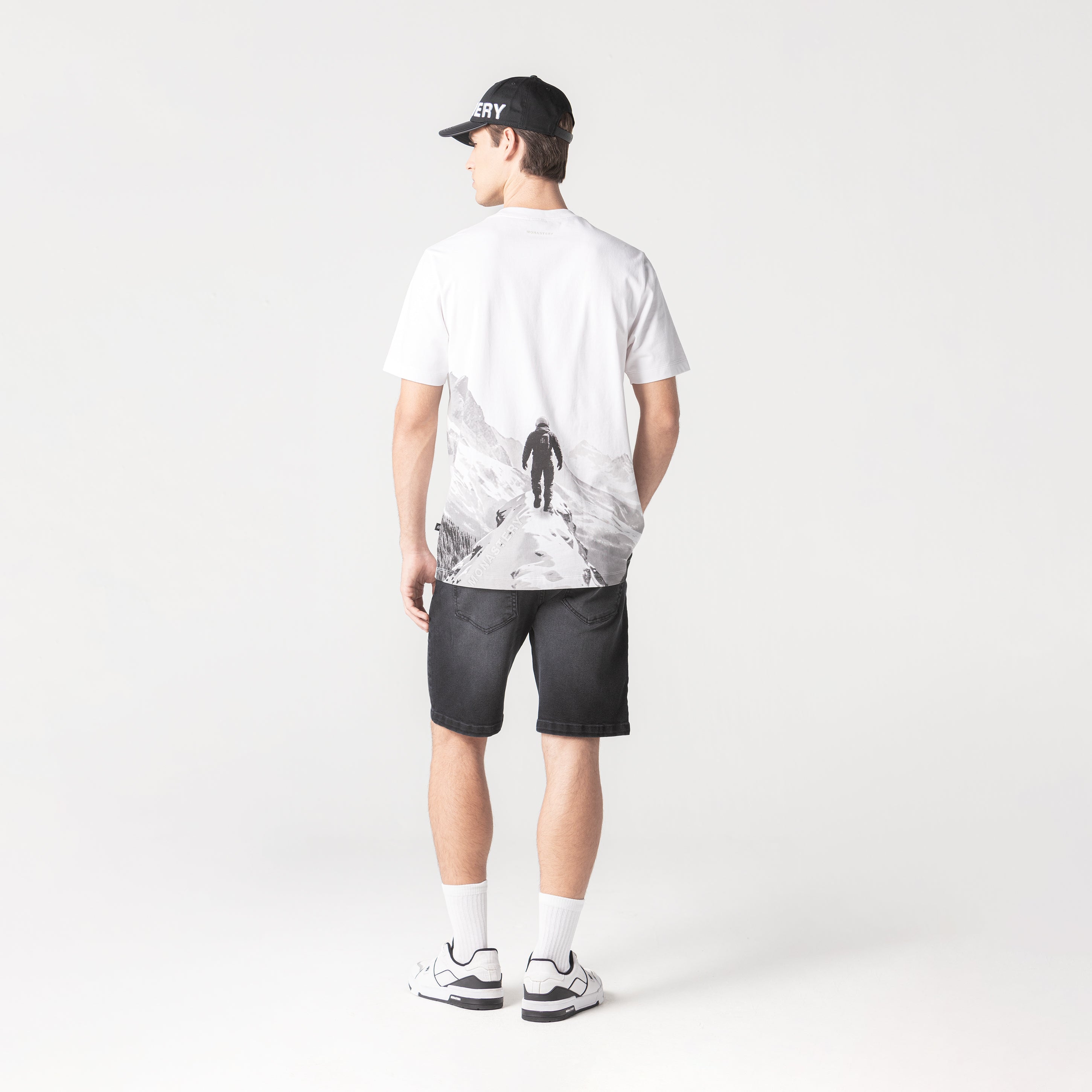 SERAK T-SHIRT MEN WHITE