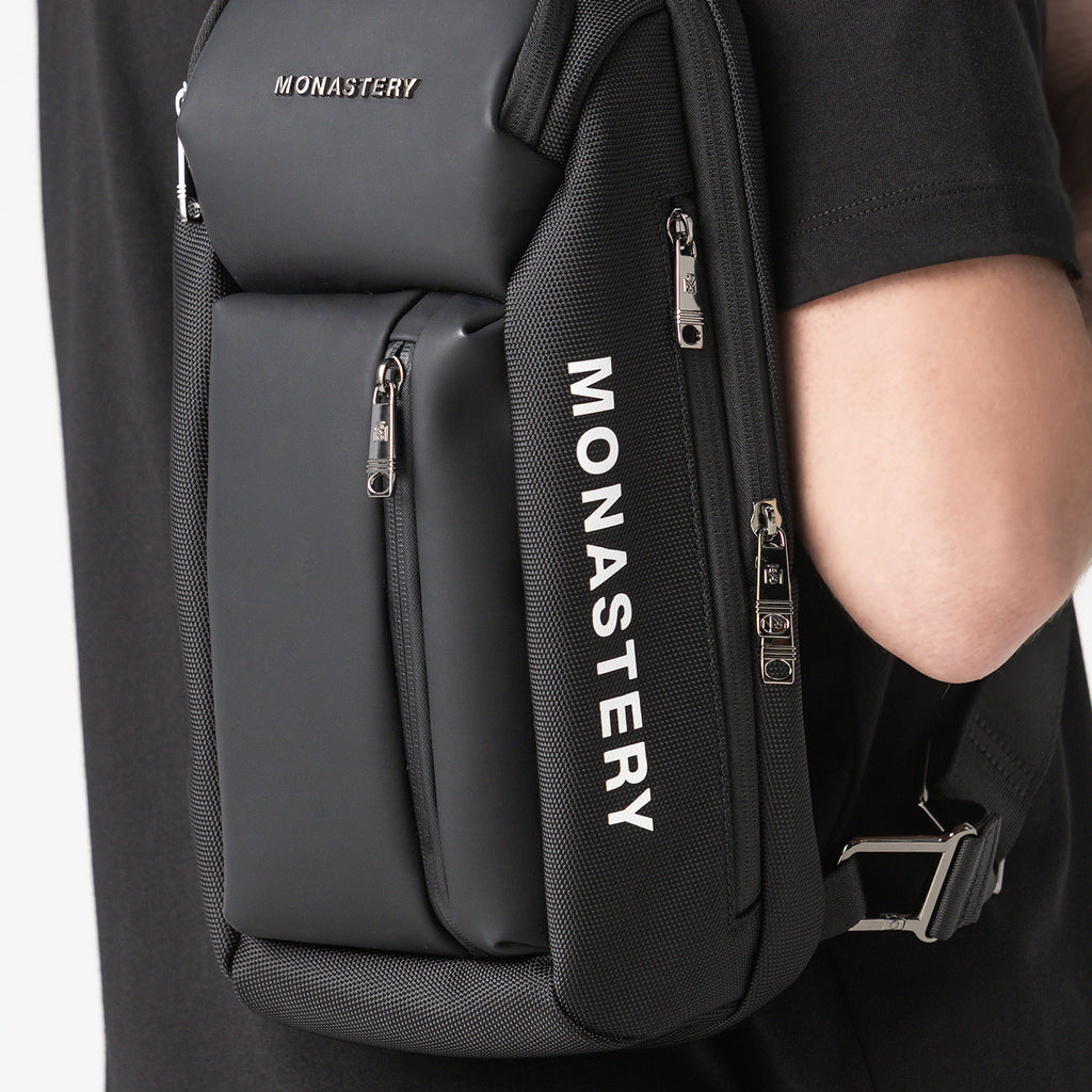 SLING FANNY PACK UNISEX BLACK