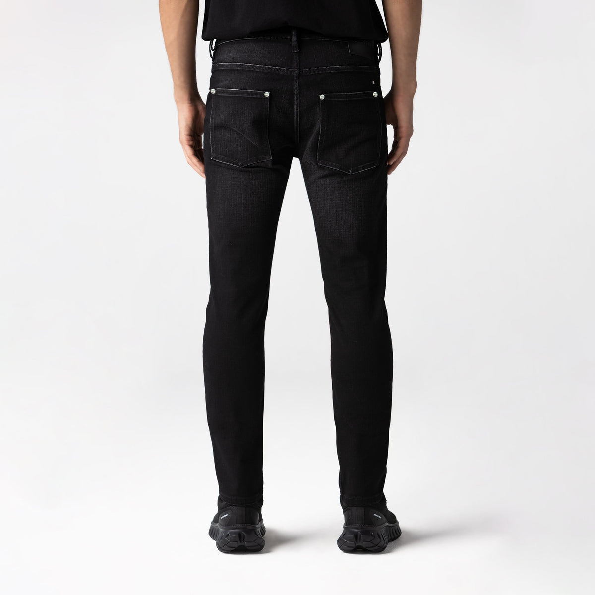 TENZING JEAN MEN BLACK