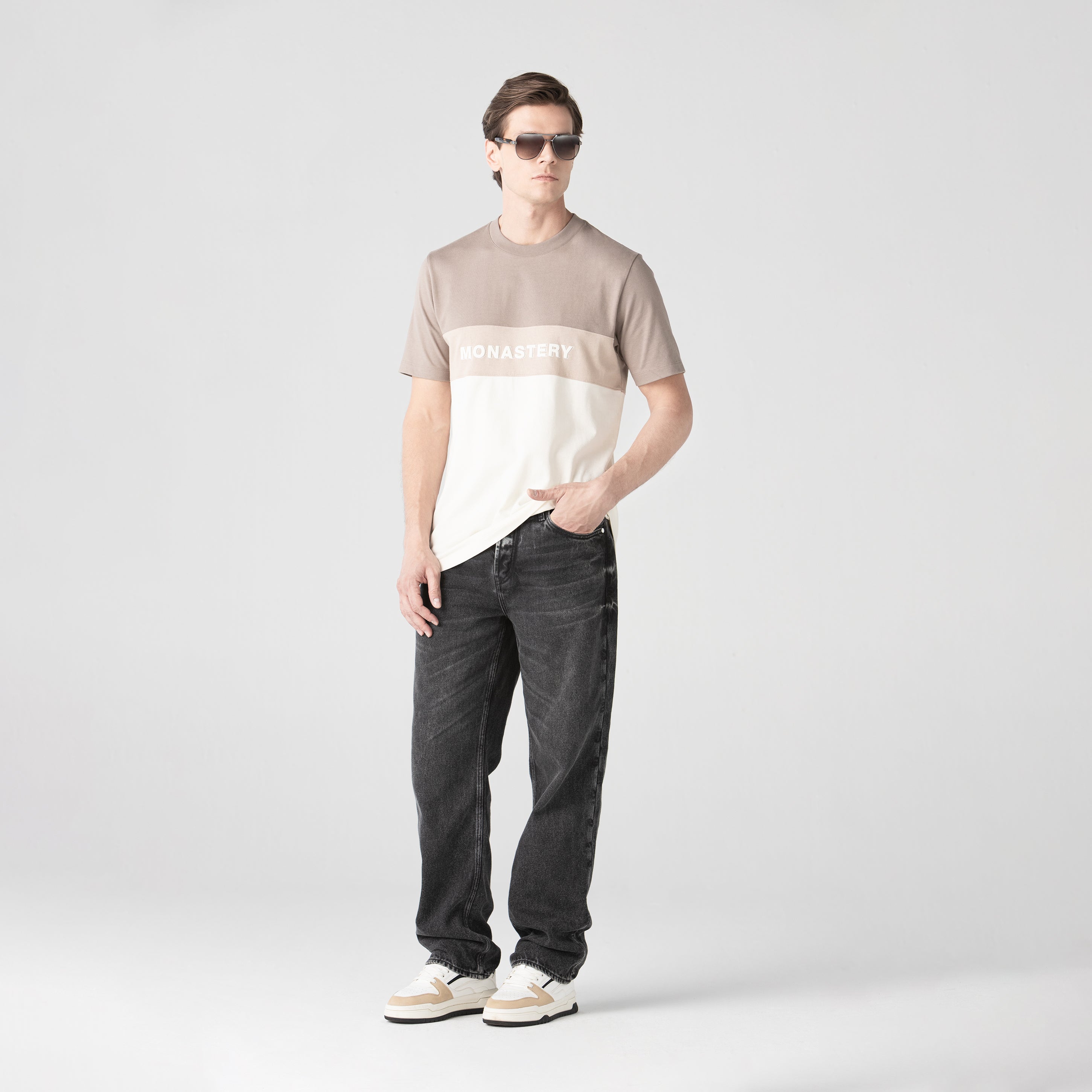 VICTRIX T-SHIRT MEN EGRET