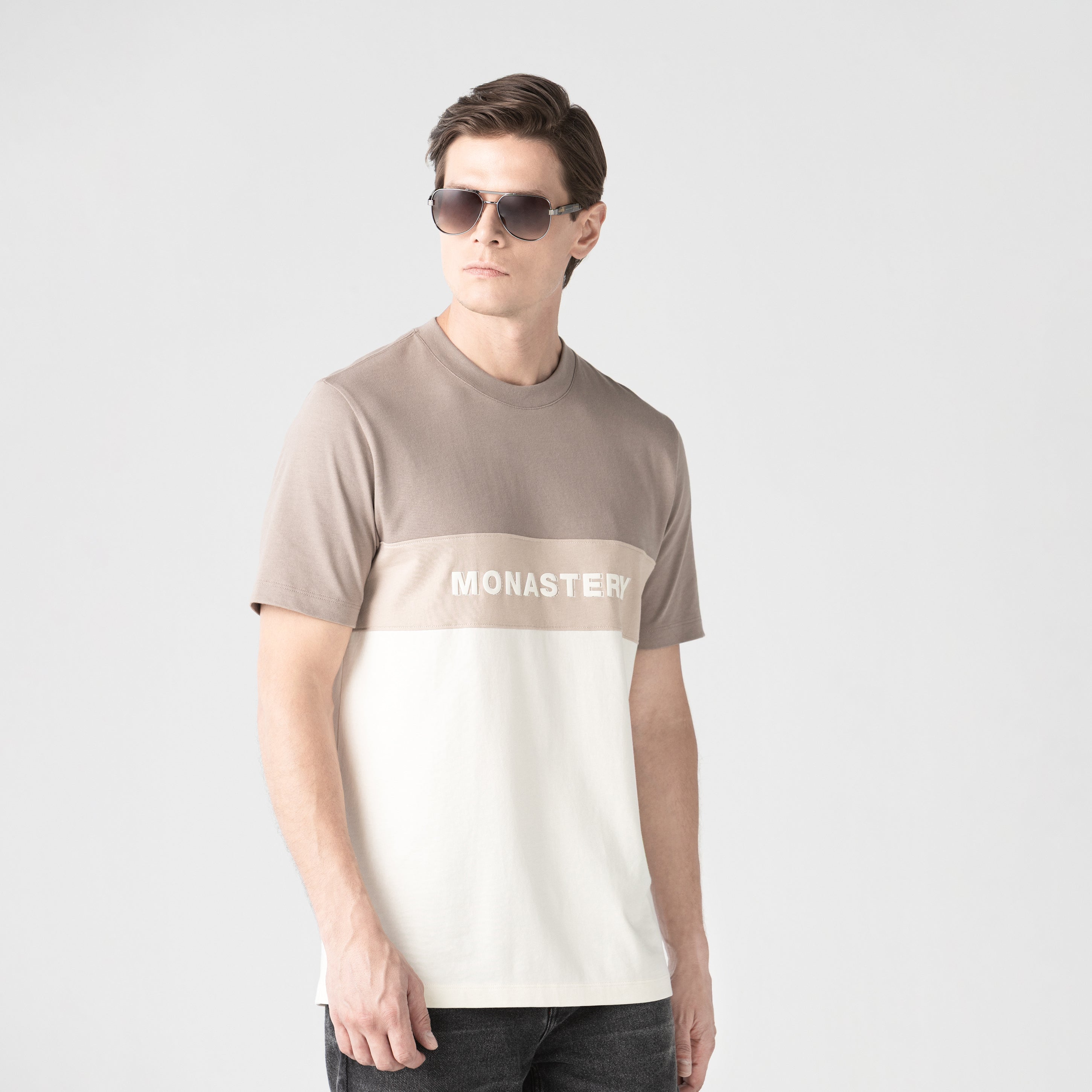 VICTRIX T-SHIRT MEN EGRET