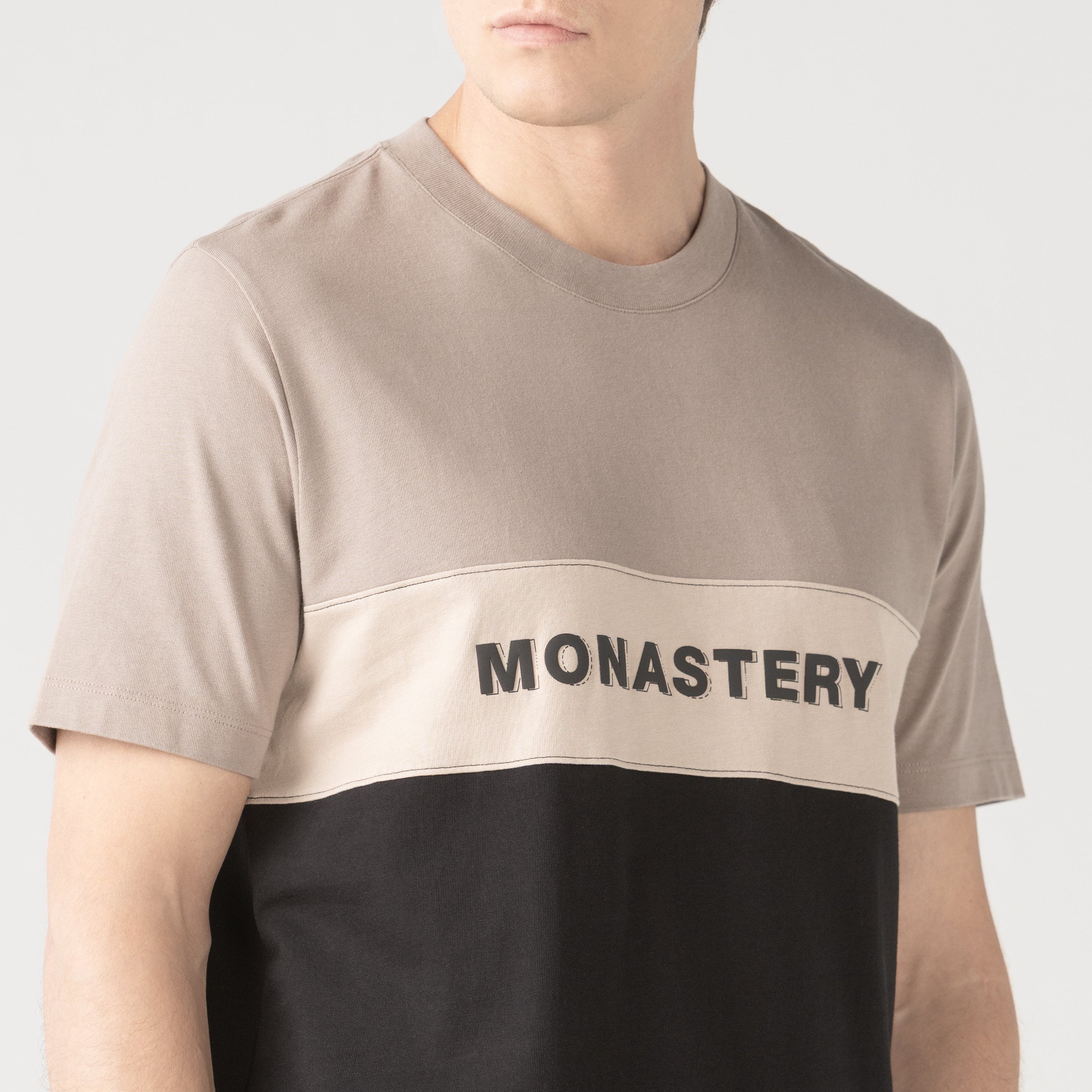 VICTRIX T-SHIRT MEN BLACK