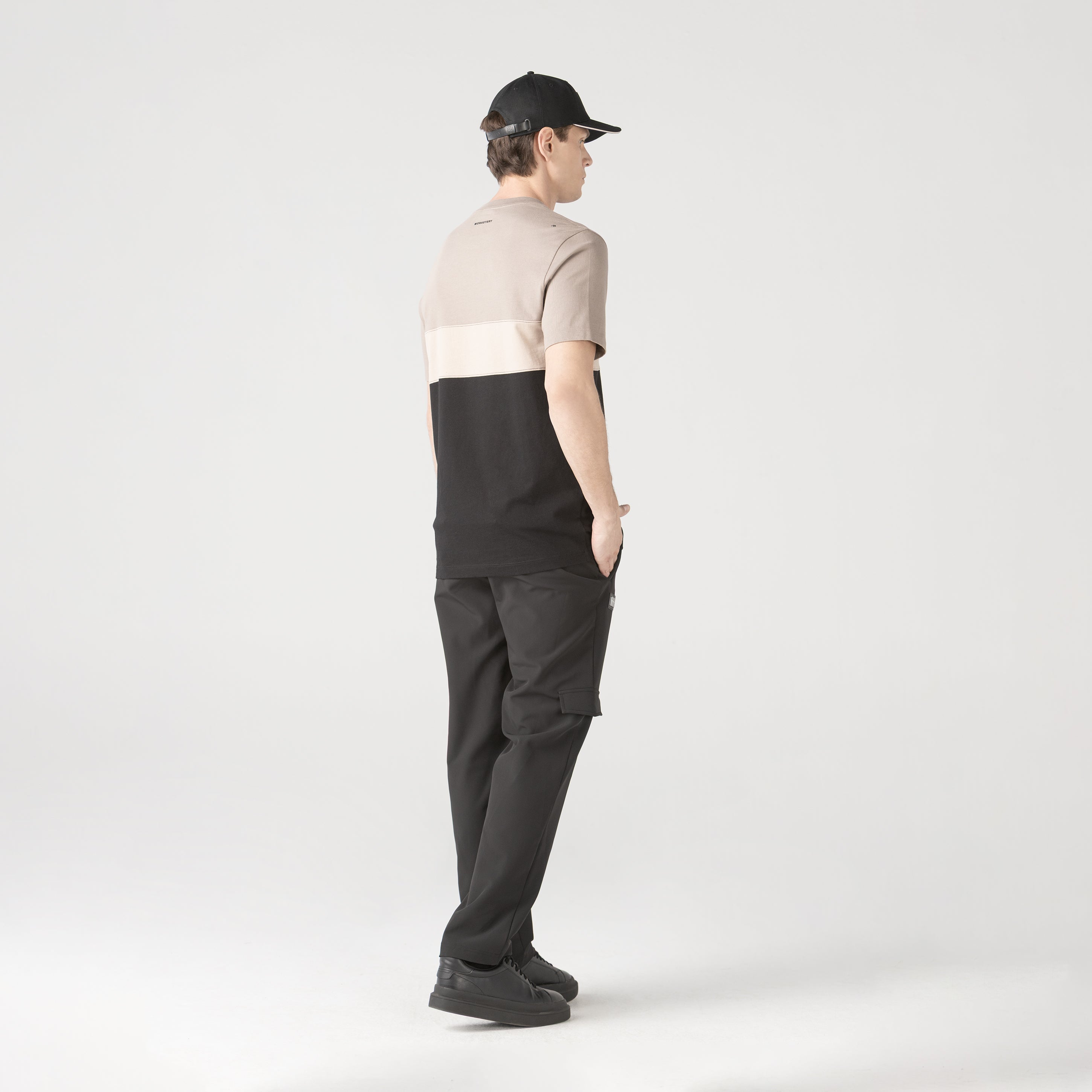 VICTRIX T-SHIRT MEN BLACK