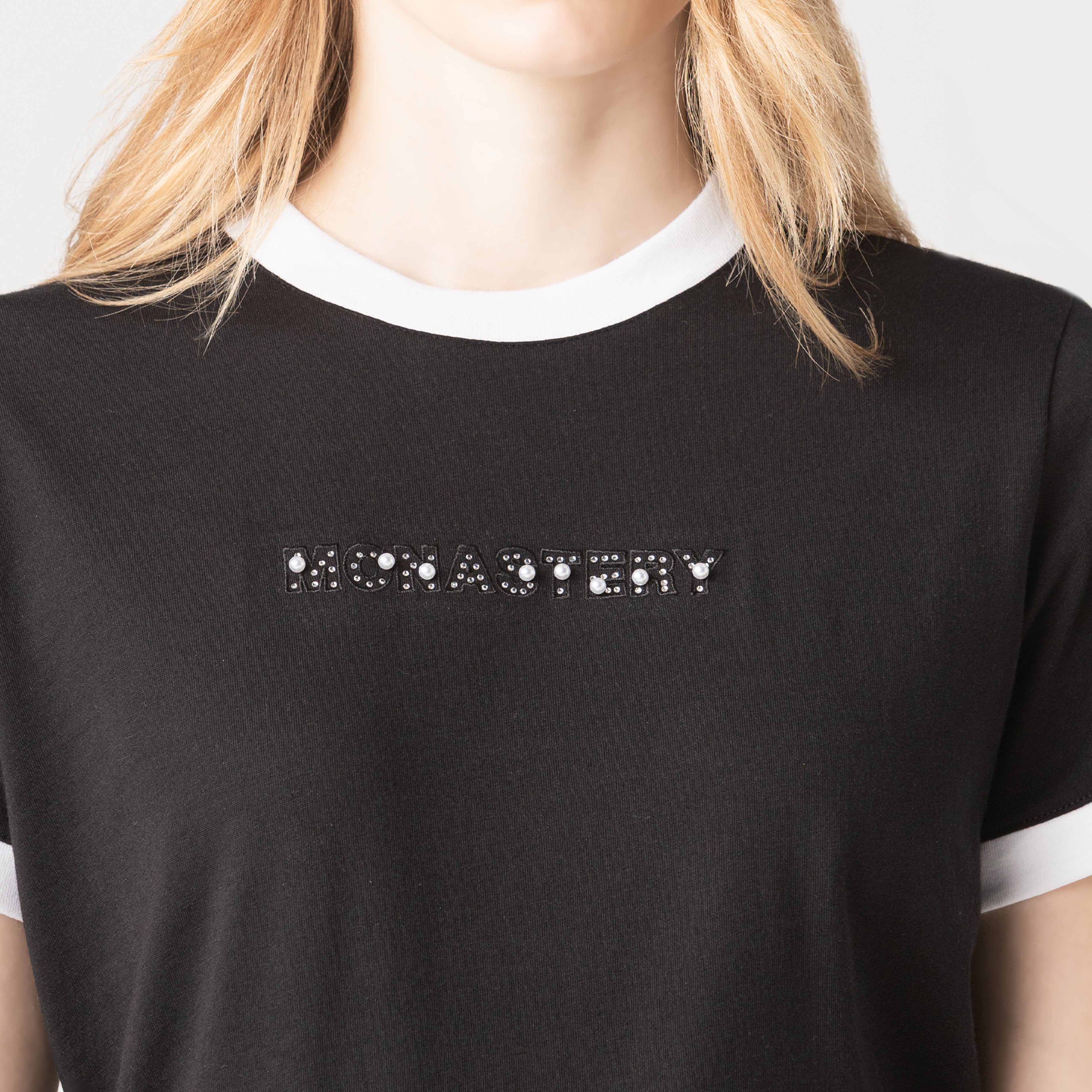 ZHANNA T-SHIRT WOMEN BLACK