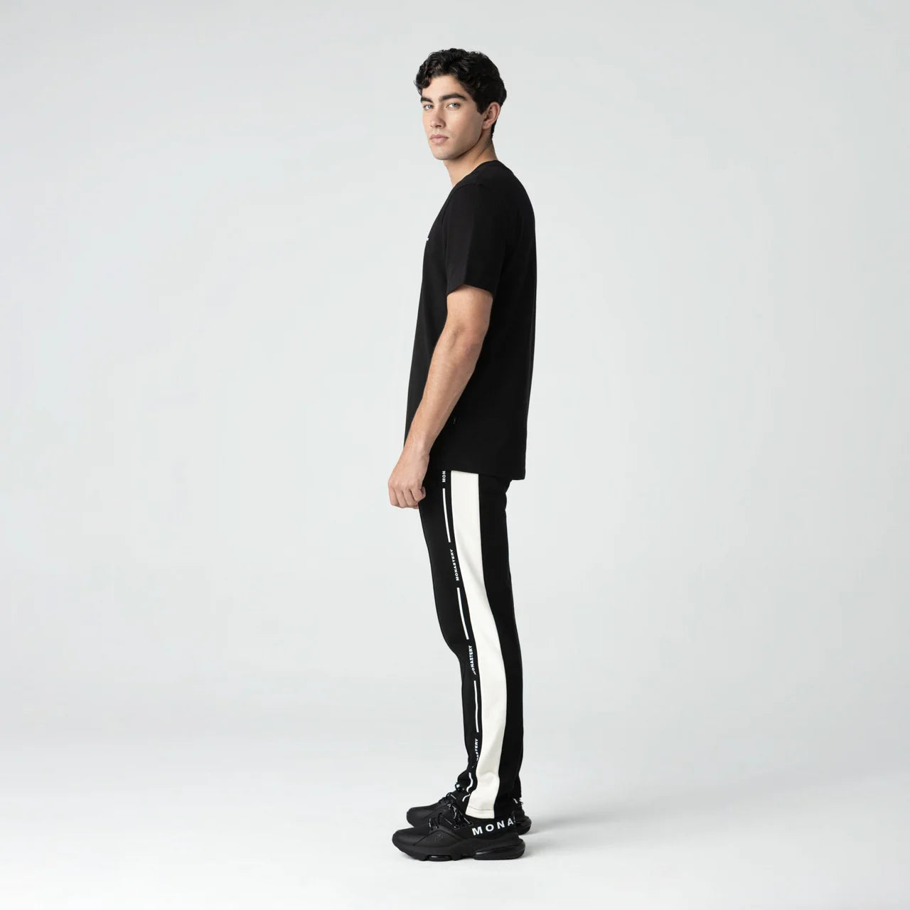 ARCANUM JOGGER MEN BLACK