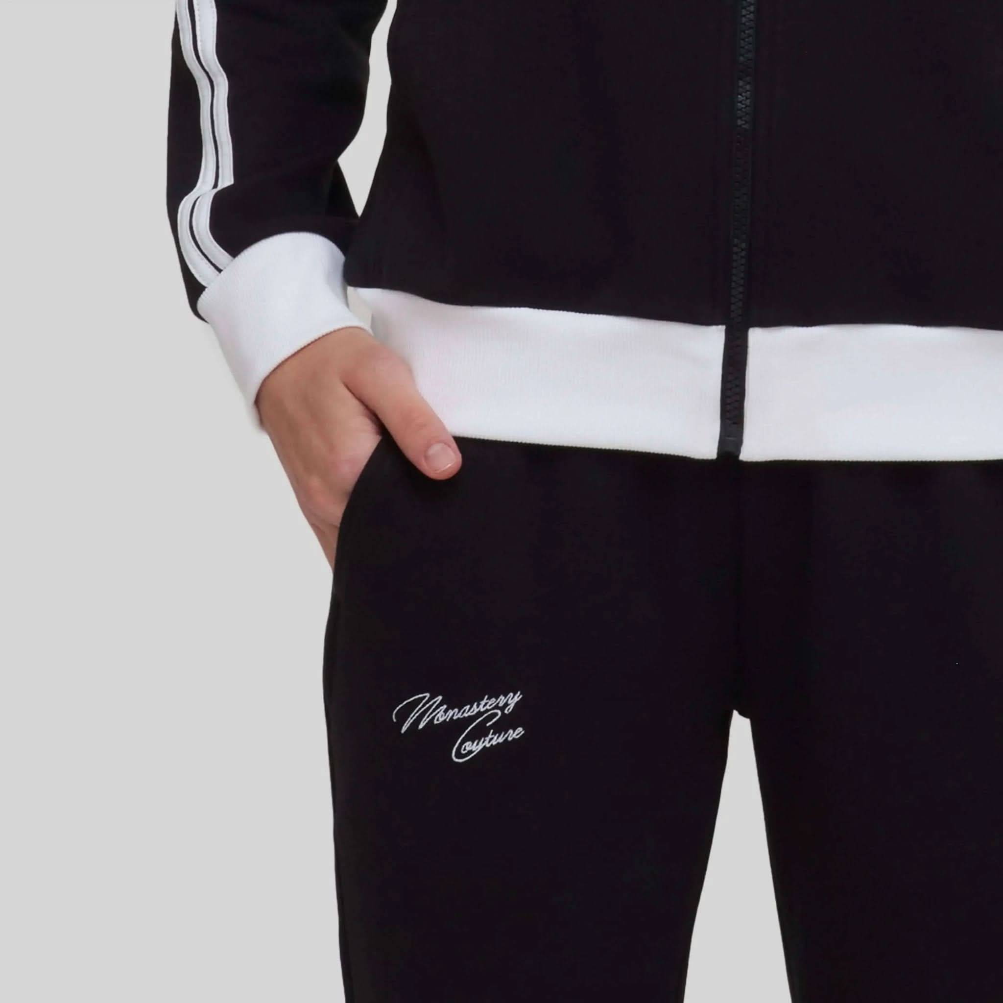 ARGOLIDA BLACK SPORT TROUSERS - Monastery | Tienda Oficial Colombia