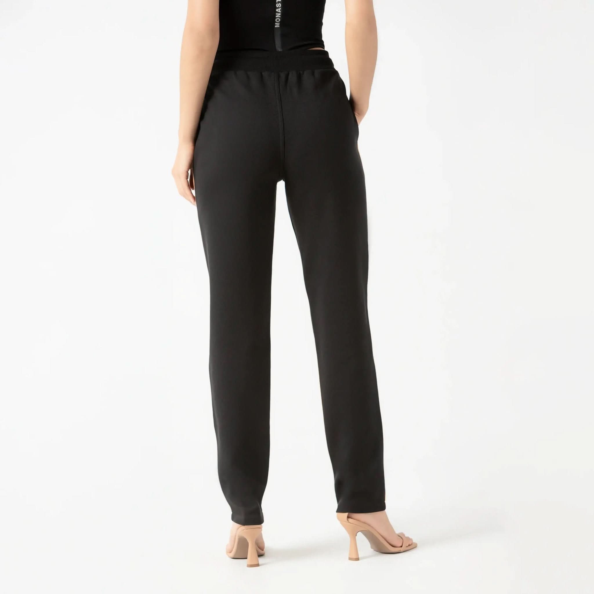 ARJUN SPORT PANT WOMEN BLACK - Monastery | Tienda Oficial Colombia