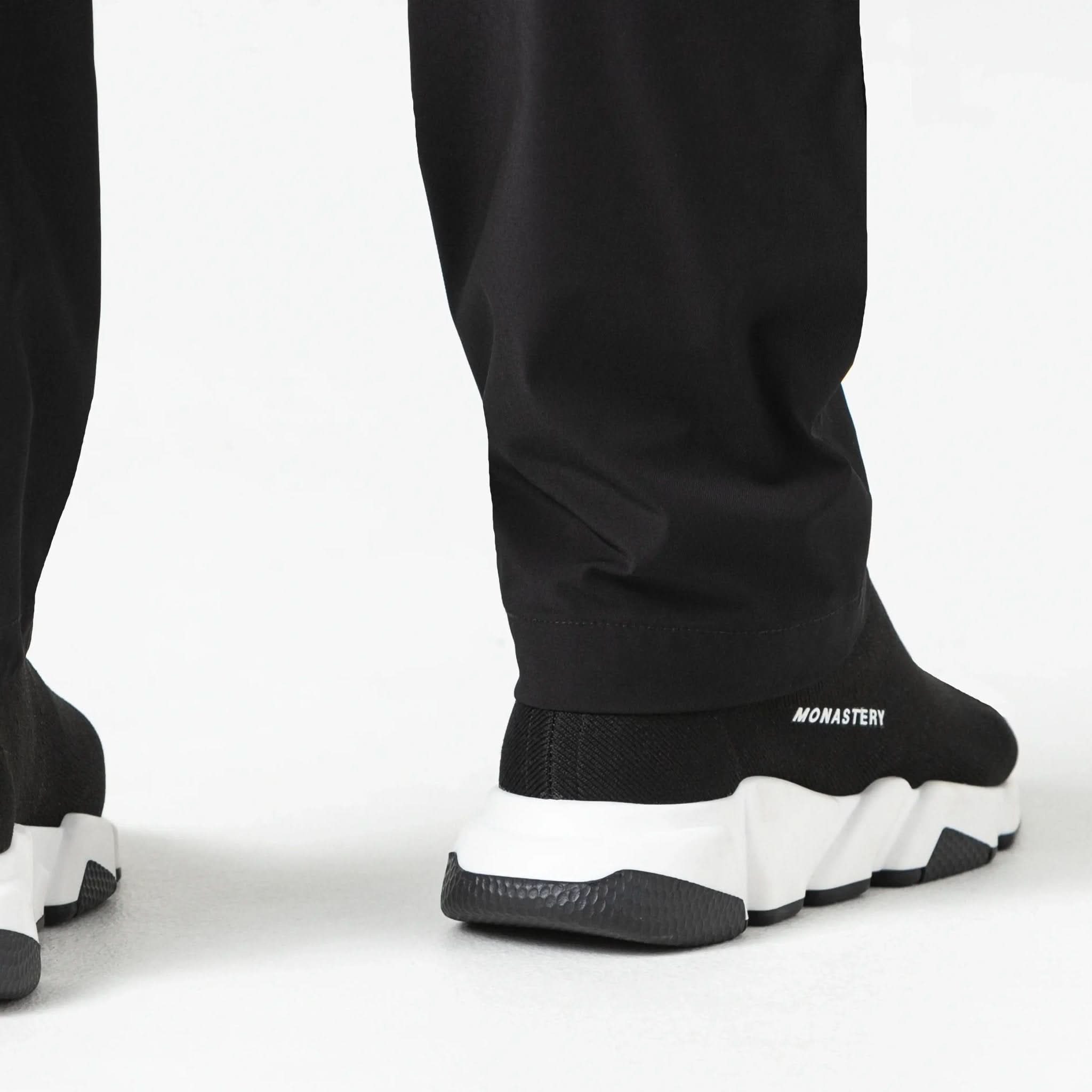 BOLD SNEAKER MEN BLACK WHITE - Monastery | Tienda Oficial Colombia