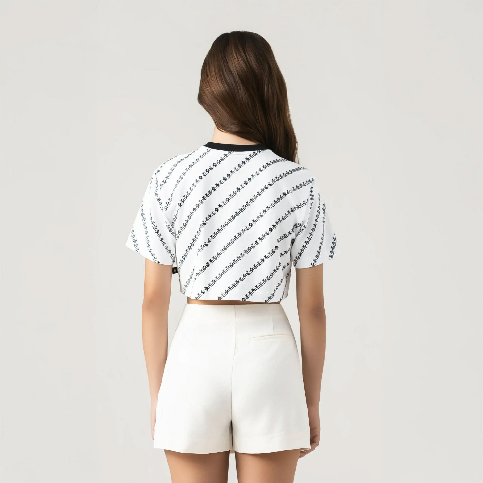 BRITANIA CROP TOP WOMEN WHITE - Monastery | Tienda Oficial Colombia