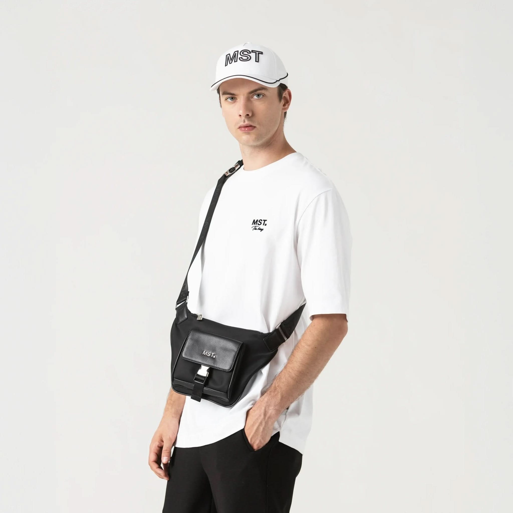 CEDRIC FANNY PACK MEN BLACK - Monastery | Tienda Oficial Colombia