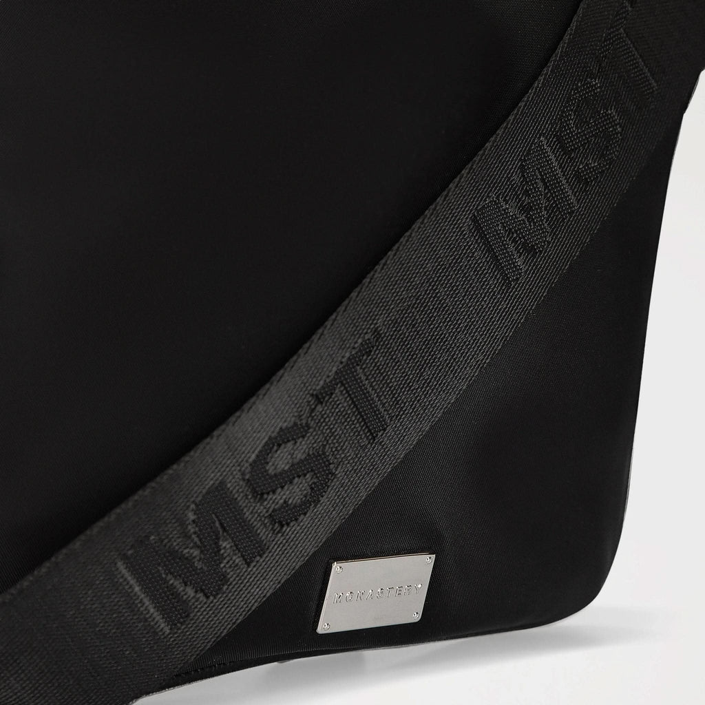 CEDRIC FANNY PACK MEN BLACK - Monastery | Tienda Oficial Colombia