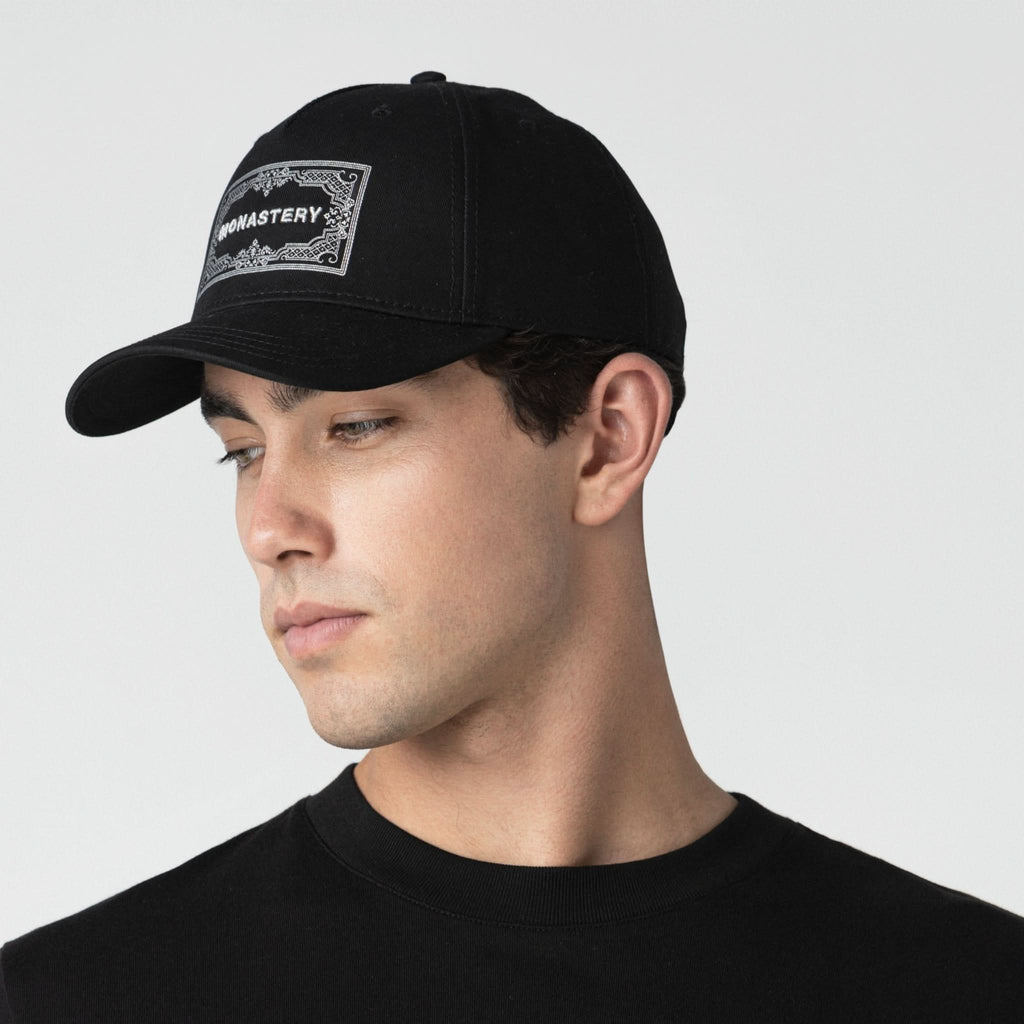 CLARUS CAP UNISEX BLACK U - Monastery | Tienda Oficial Colombia