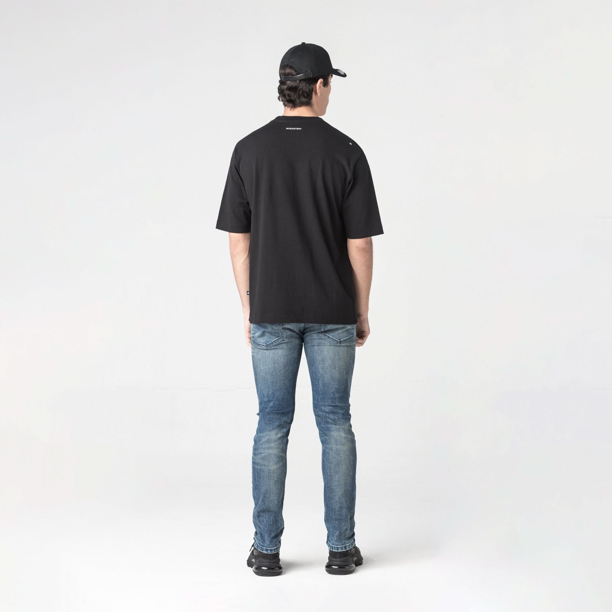DENWEN T - SHIRT OVERSIZED MEN BLACK - Monastery | Tienda Oficial Colombia