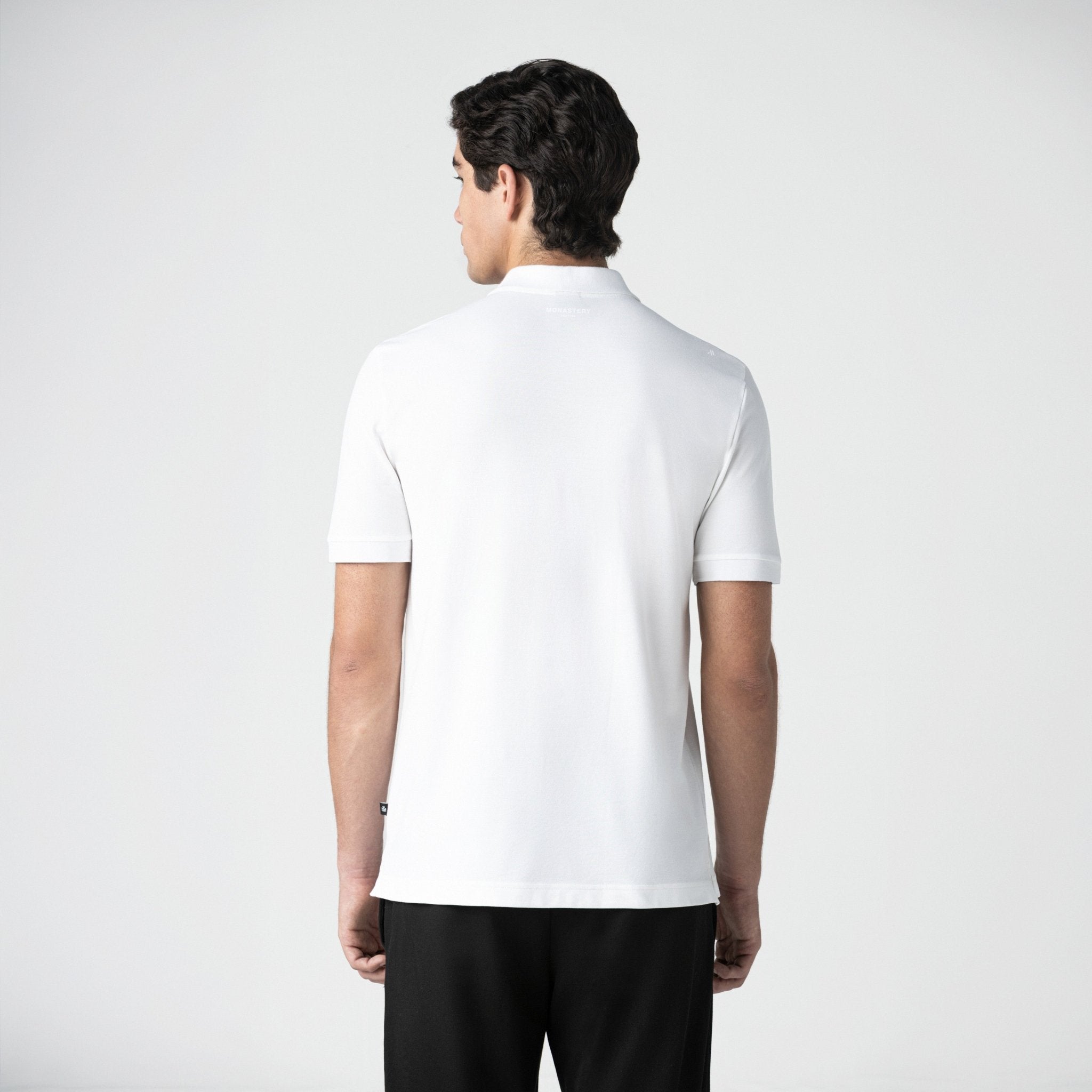 DOMINARIA POLO MEN WHITE - Monastery | Tienda Oficial Colombia