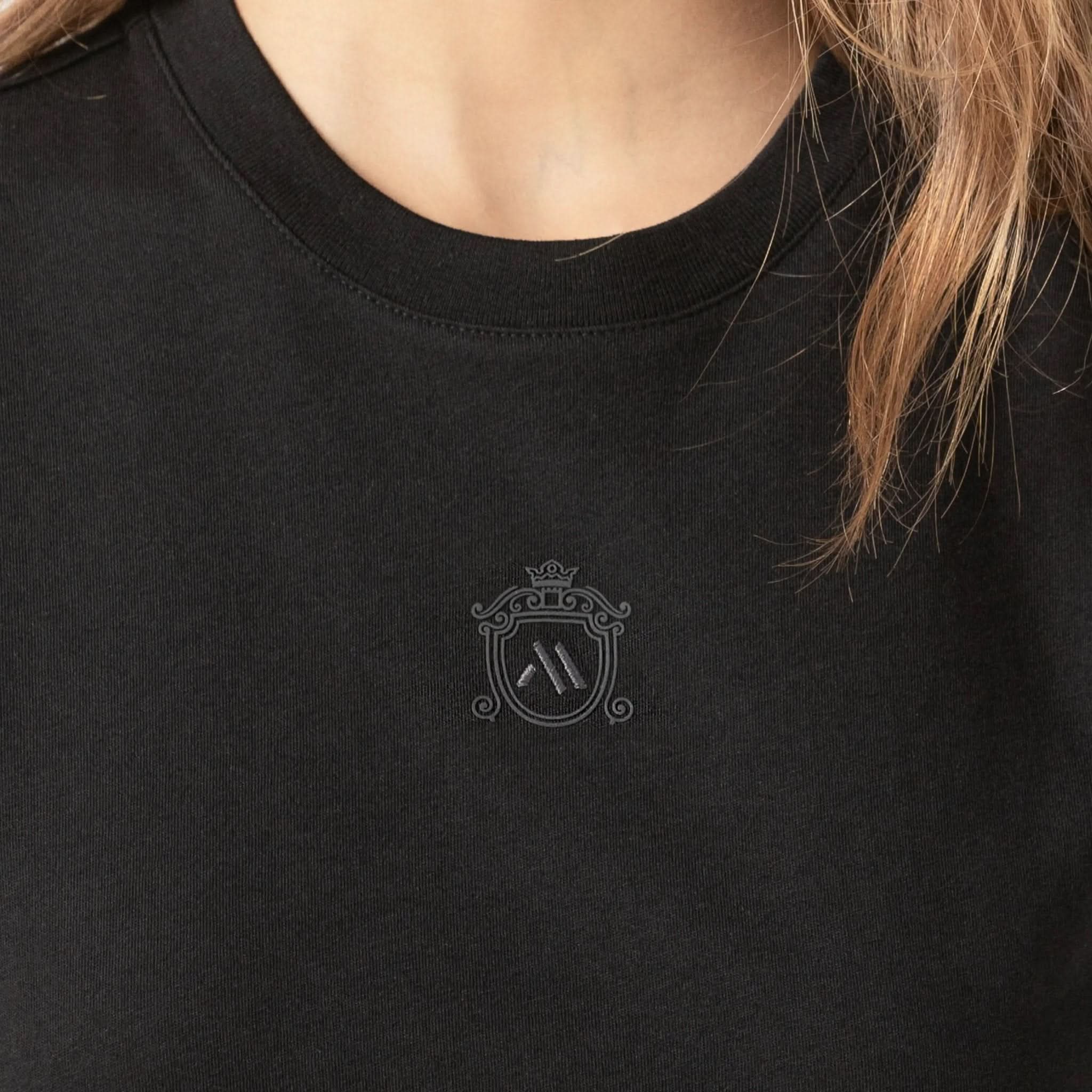FEYA T - SHIRT WOMEN BLACK - Monastery | Tienda Oficial Colombia