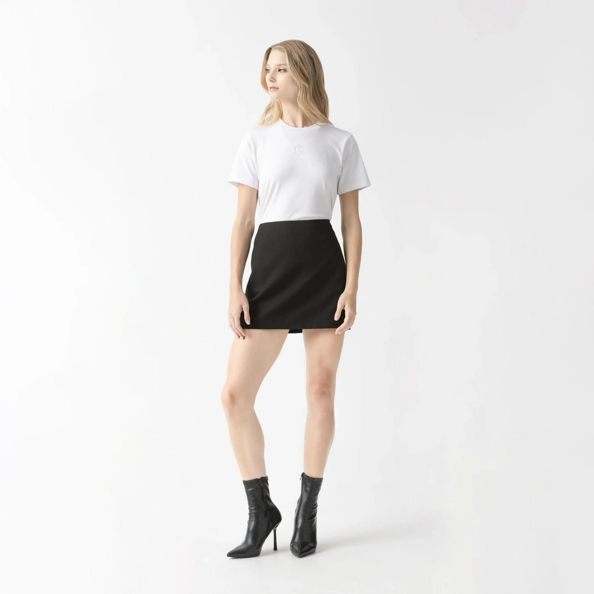 FEYA T - SHIRT WOMEN WHITE - Monastery | Tienda Oficial Colombia