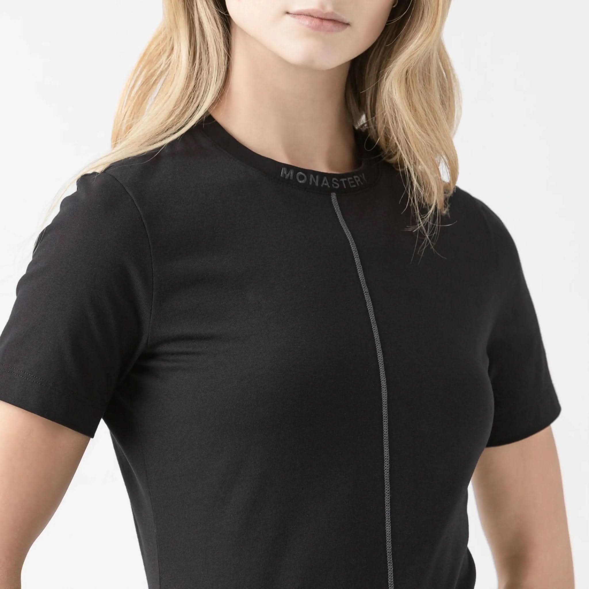 HEATHER T - SHIRT WOMEN BLACK - Monastery | Tienda Oficial Colombia