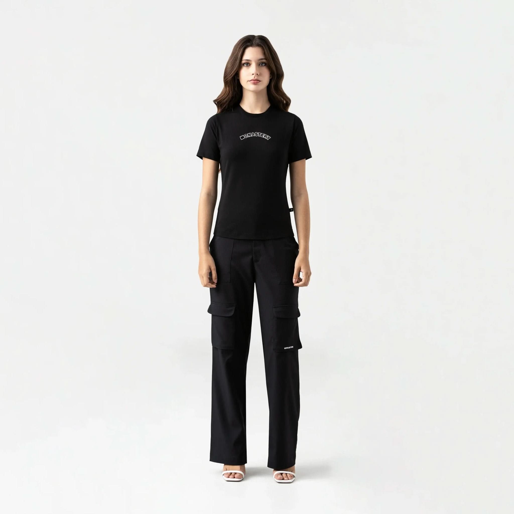 ISSLA T - SHIRT WOMEN BLACK - Monastery | Tienda Oficial Colombia