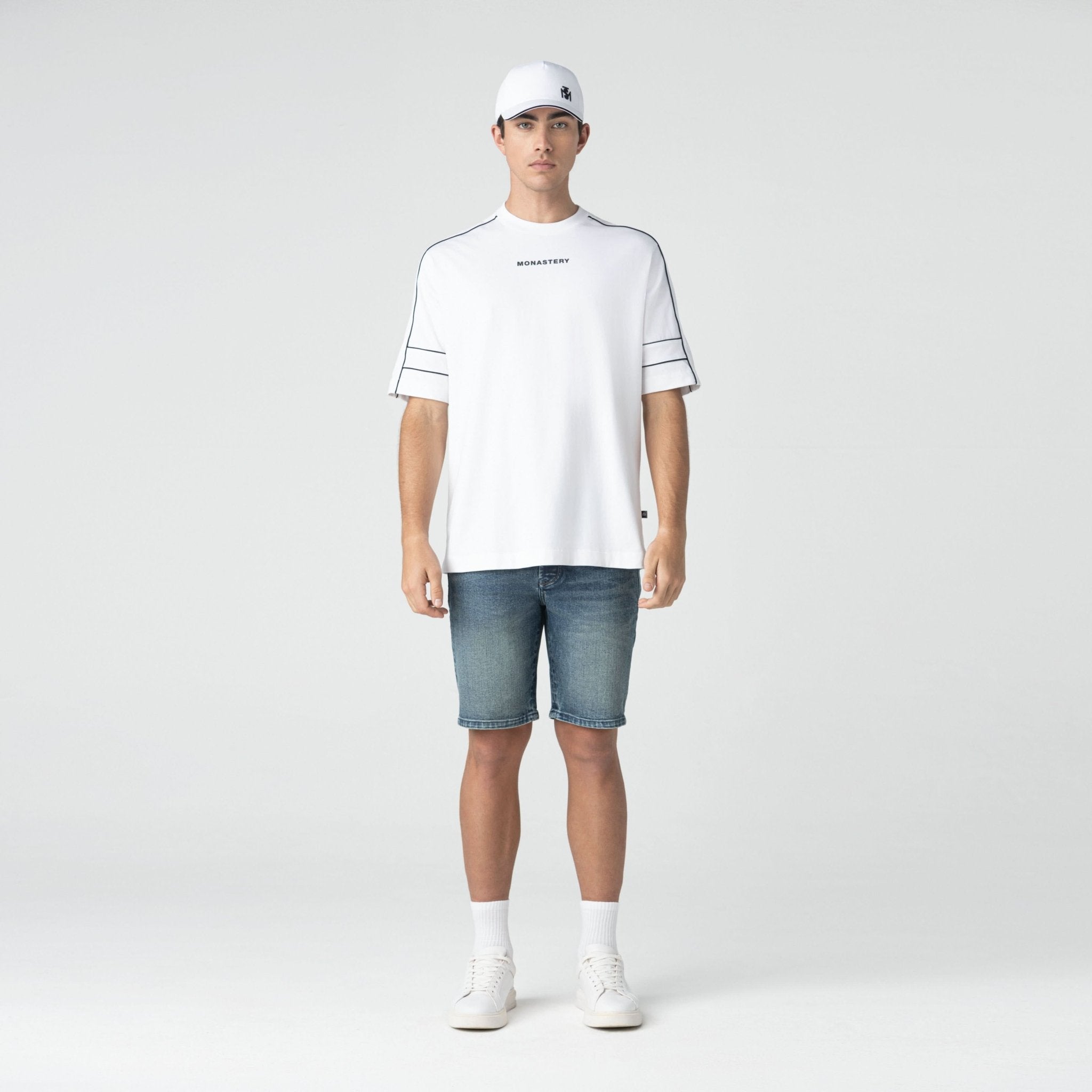 JASON T - SHIRT OVERSIZED MEN WHITE - Monastery | Tienda Oficial Colombia