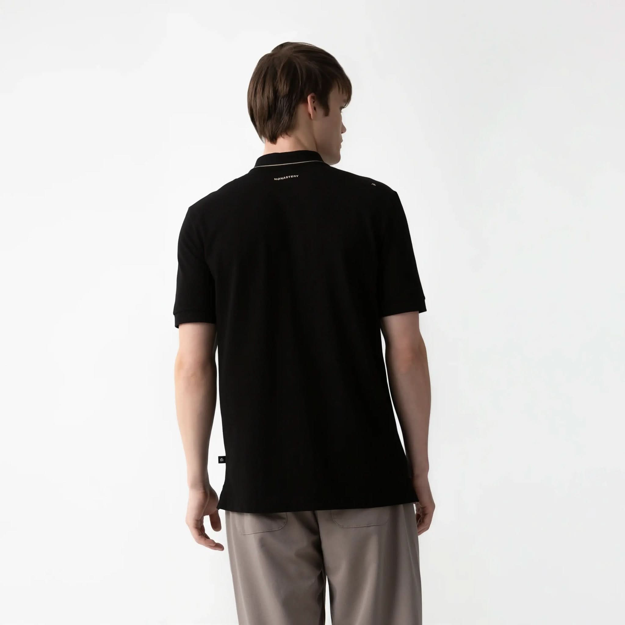JASSO POLO MEN BLACK - Monastery | Tienda Oficial Colombia