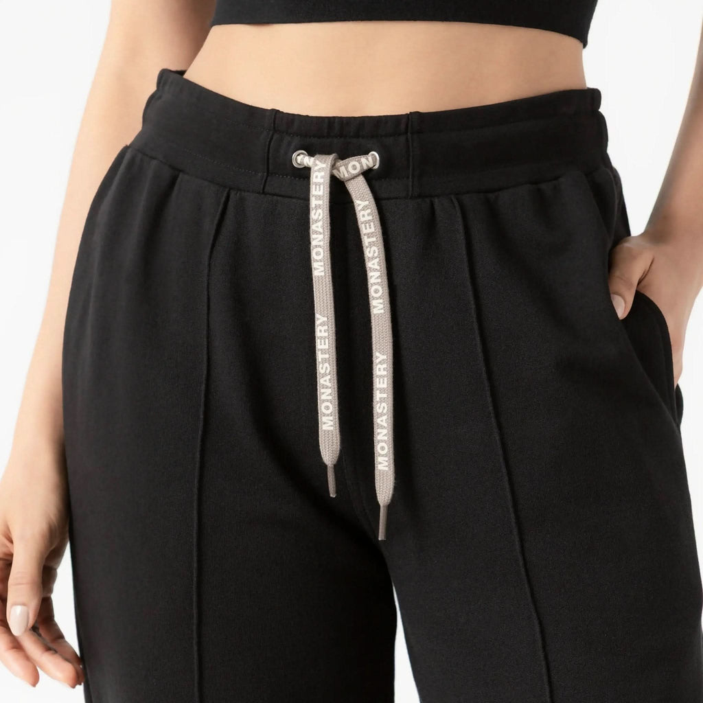 KORA JOGGER WOMEN BLACK - Monastery | Tienda Oficial Colombia
