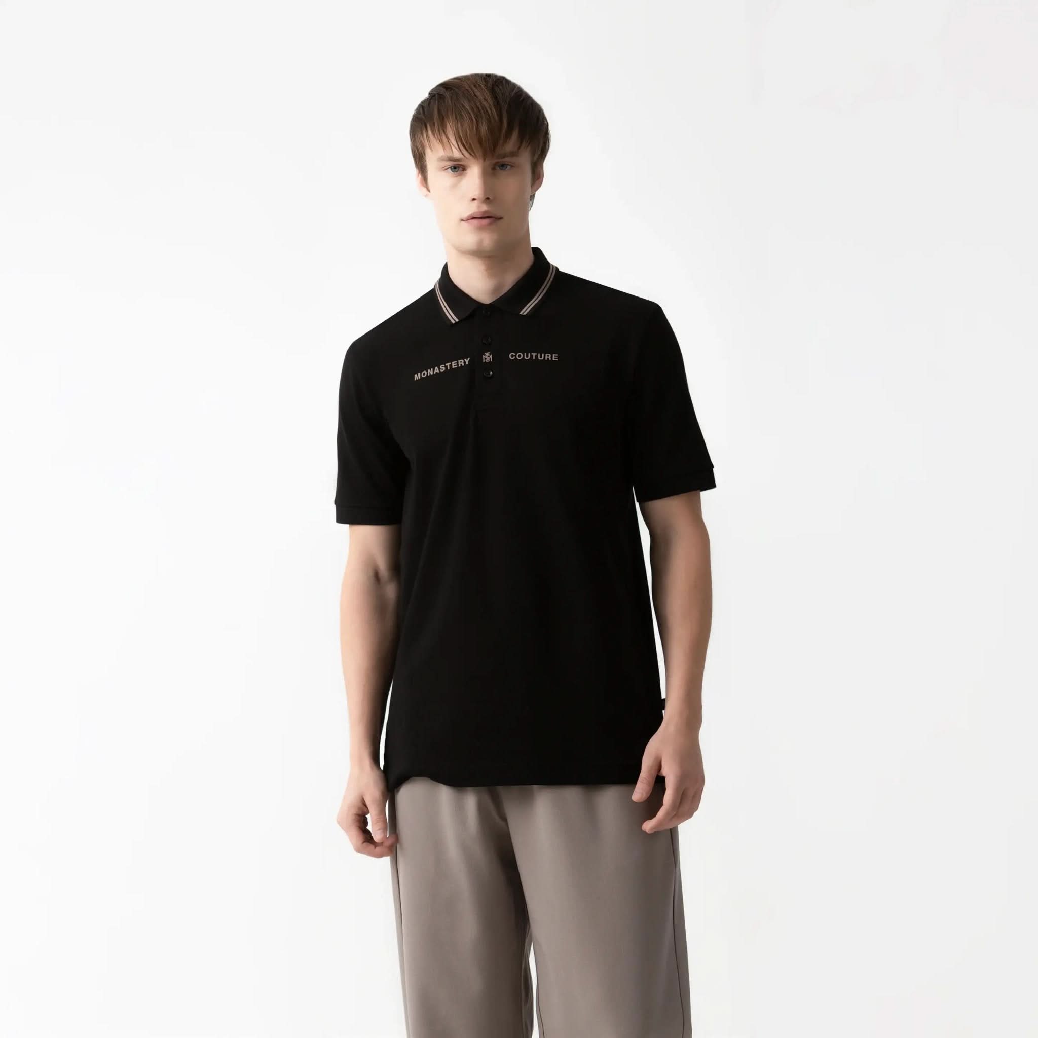 KORION POLO MEN BLACK - Monastery | Tienda Oficial Colombia