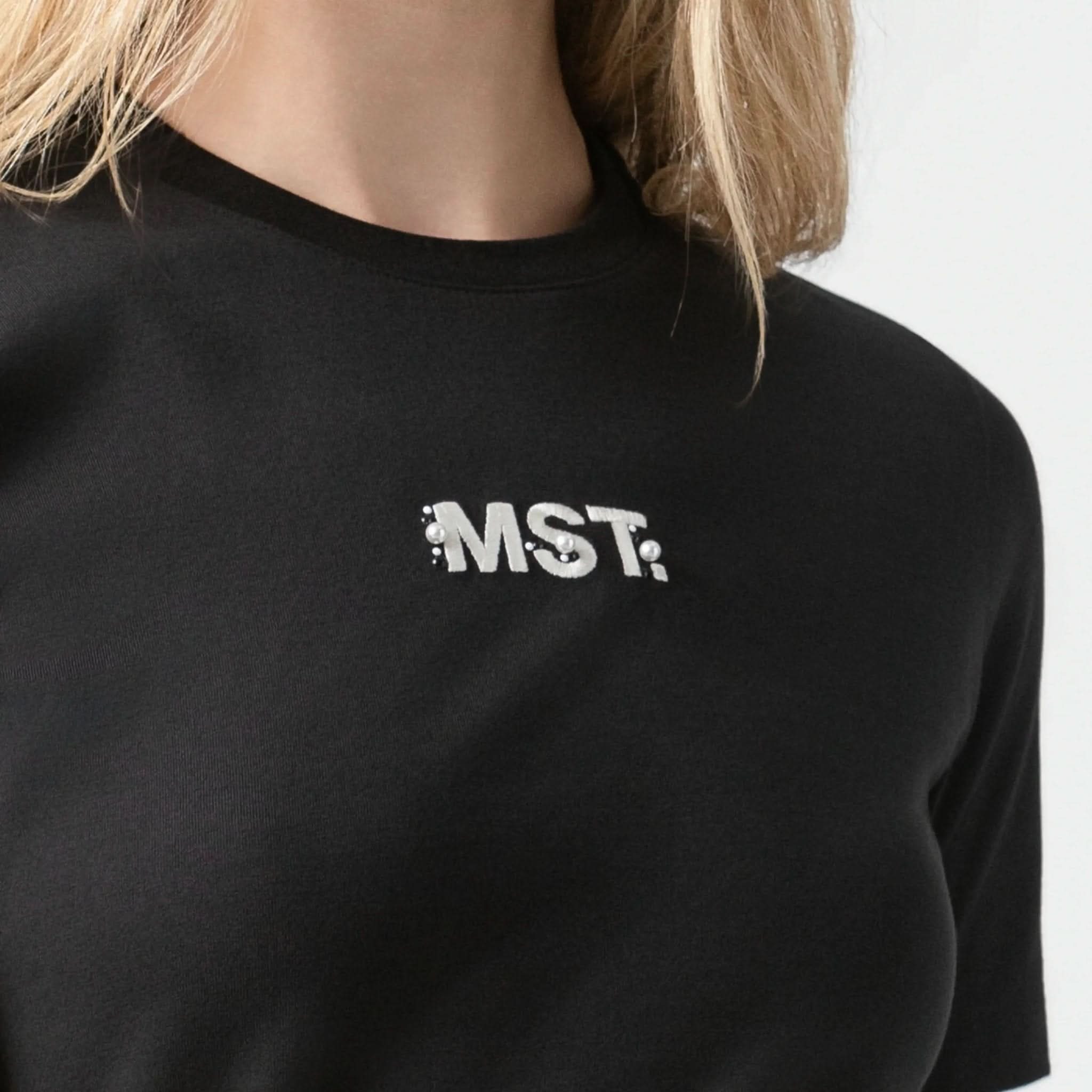LIANE T - SHIRT WOMEN BLACK - Monastery | Tienda Oficial Colombia