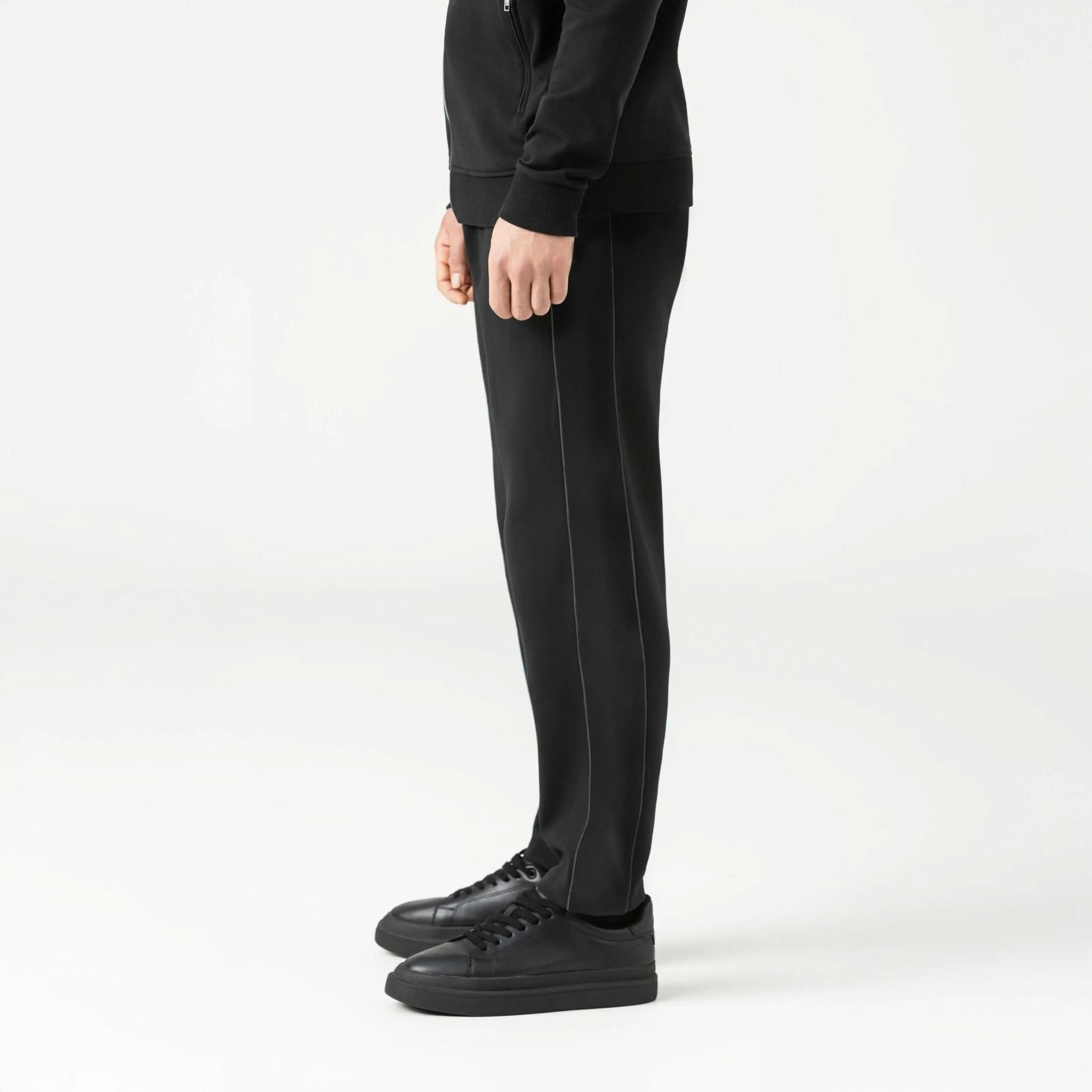 LUMINUS JOGGER MEN BLACK - Monastery | Tienda Oficial Colombia