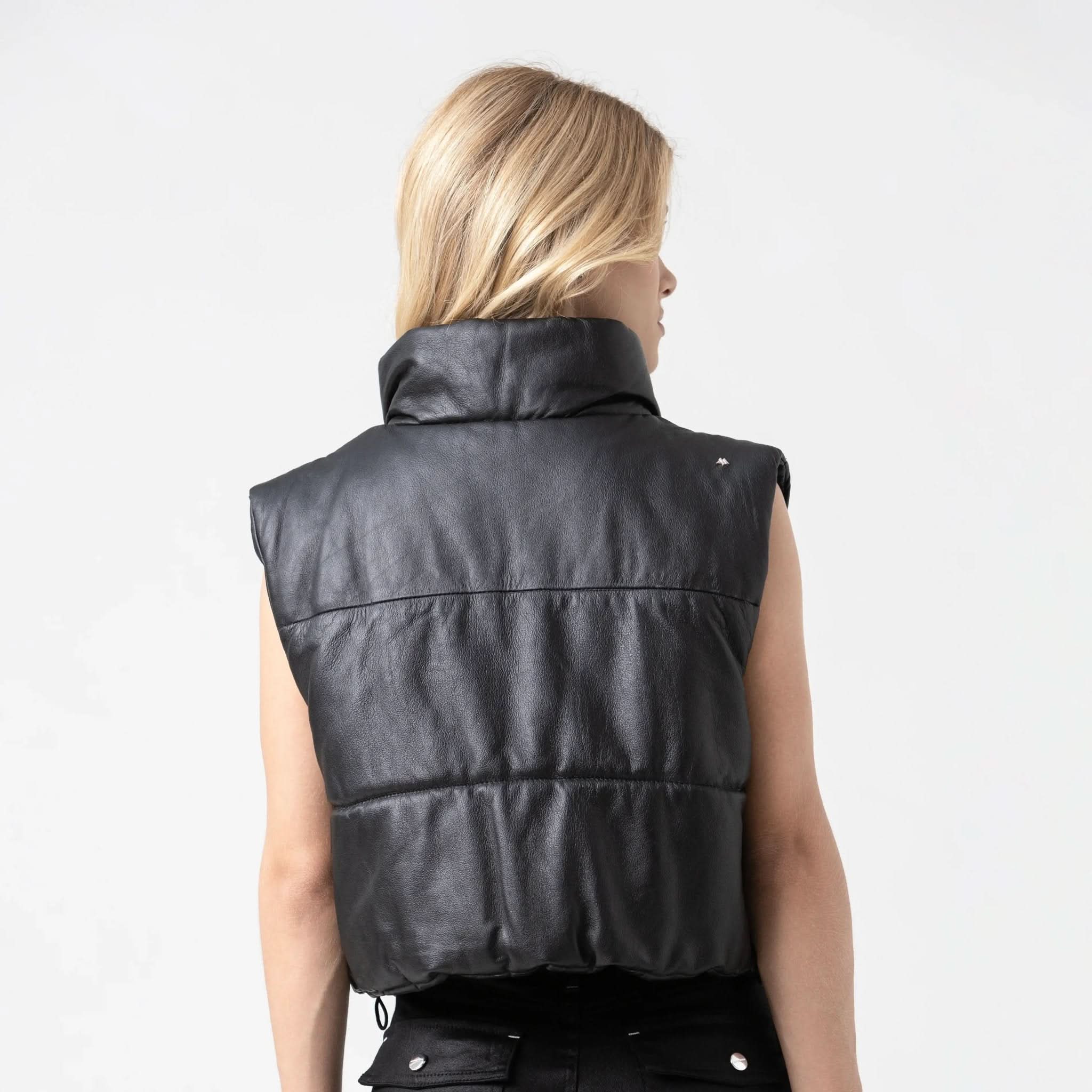 LYLE VEST WOMEN BLACK - Monastery | Tienda Oficial Colombia