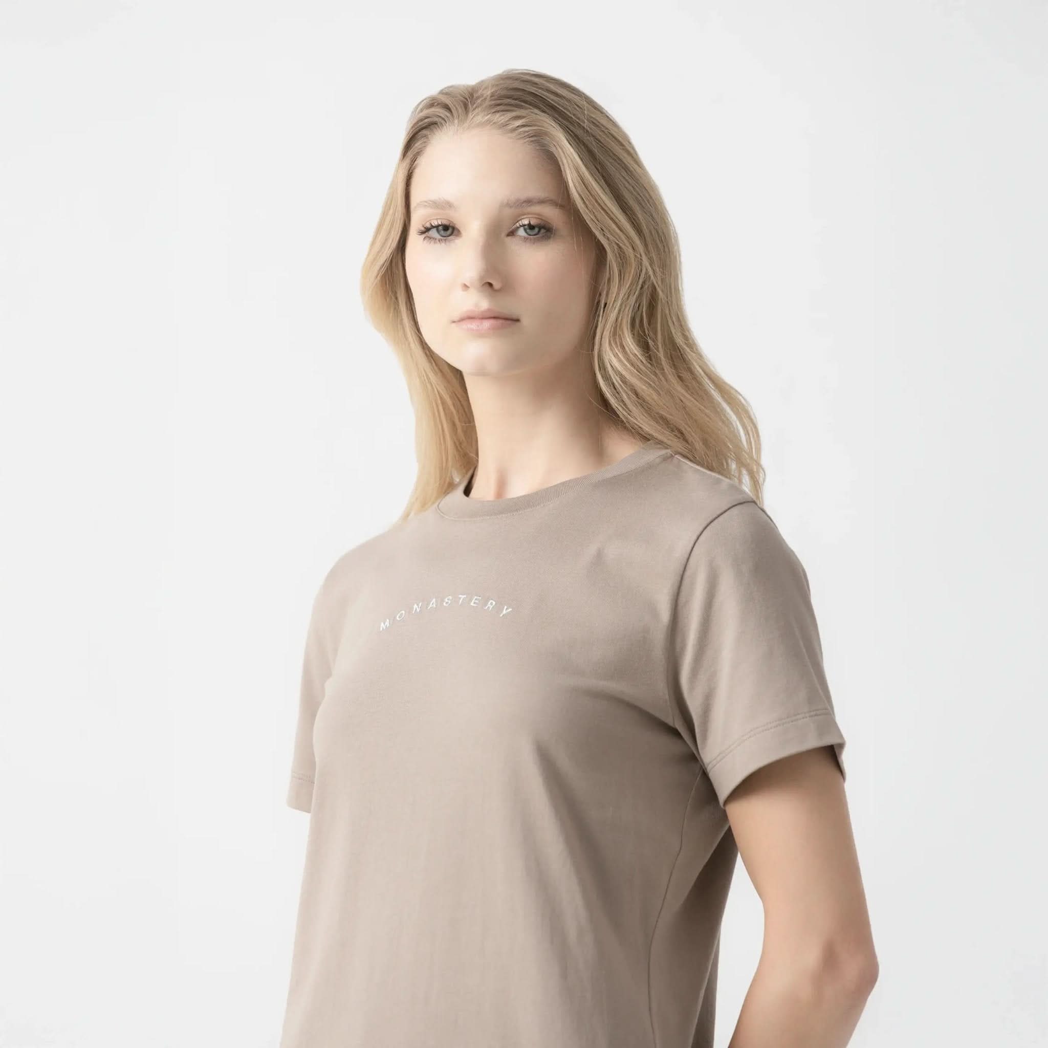 MERLE T - SHIRT WOMEN TAUPE GRAY - Monastery | Tienda Oficial Colombia
