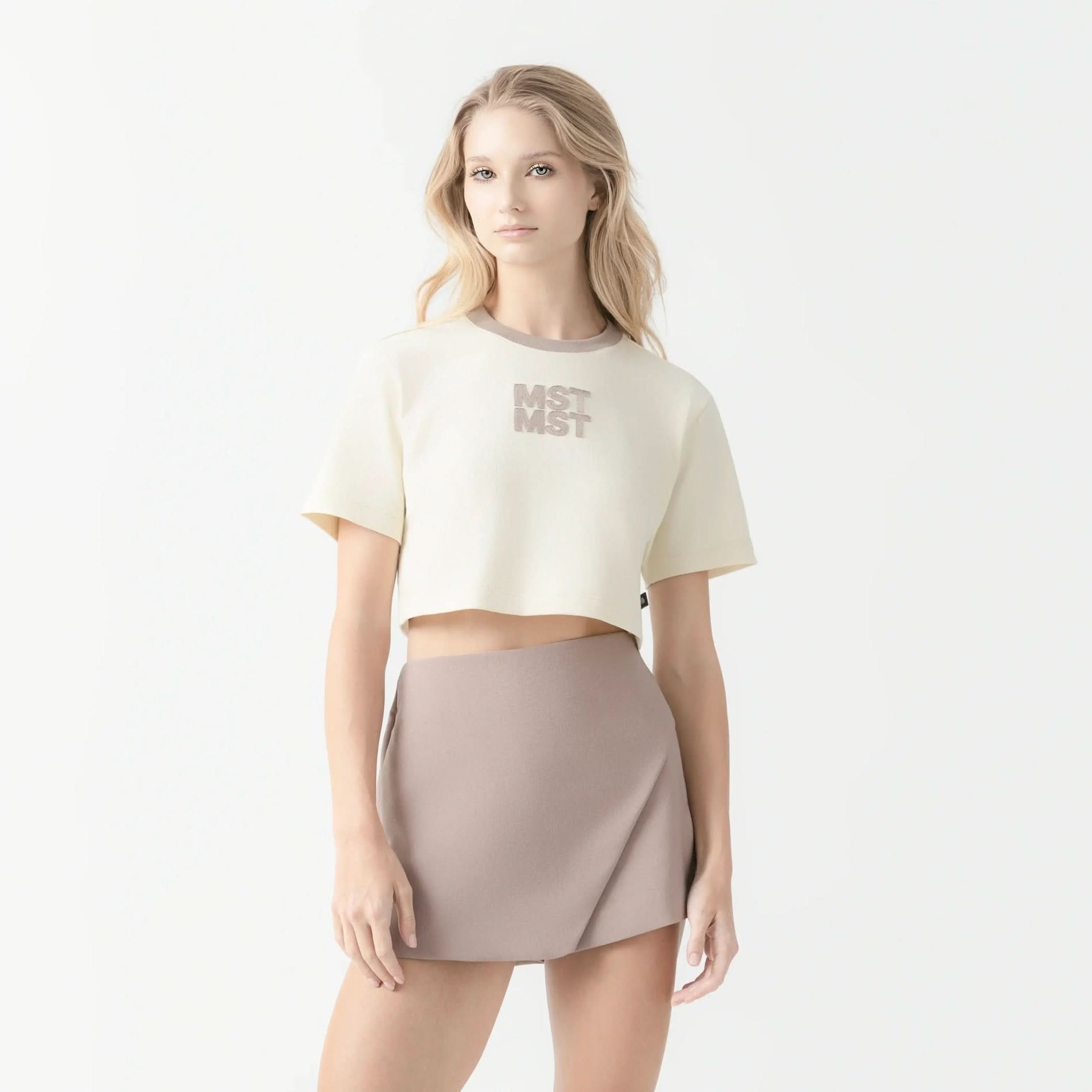 NOORA CROP TOP WOMEN WHITE ASPARAGUS - Monastery | Tienda Oficial Colombia