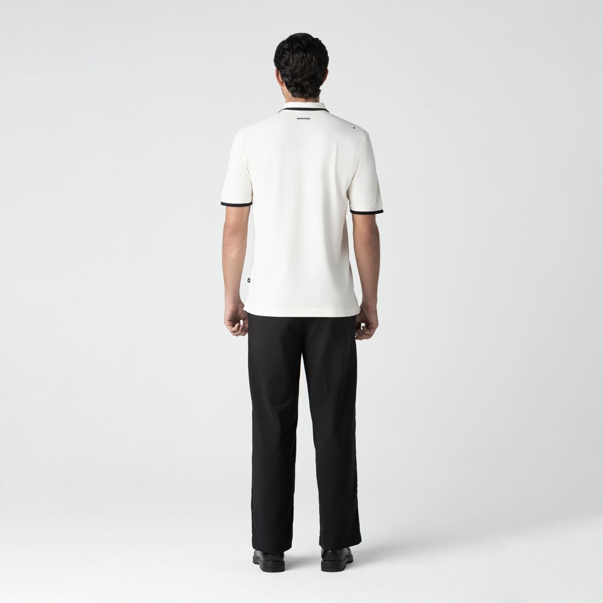 TRIUMPHUS POLO MEN EGRET - Monastery | Tienda Oficial Colombia