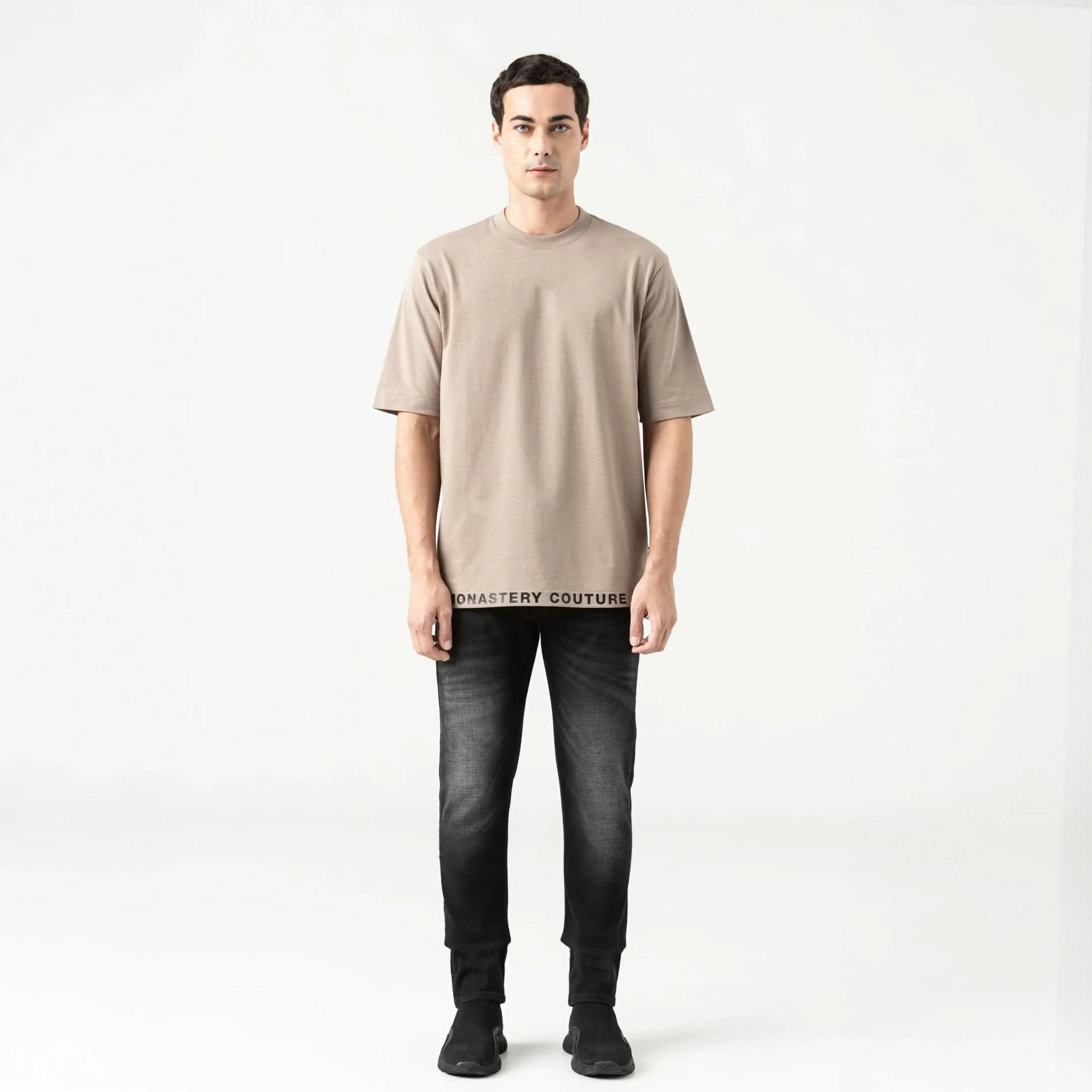 TUCKER T - SHIRT OVERSIZED MEN TAUPE GRAY - Monastery | Tienda Oficial Colombia
