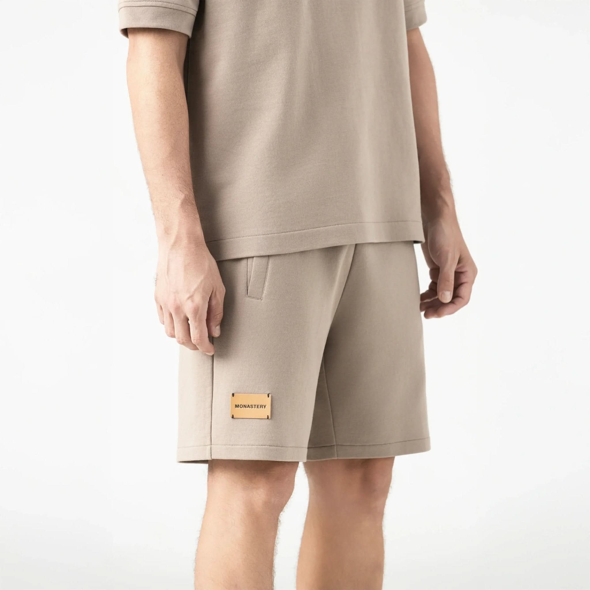 VIKRANT BURDA SHORT MEN TAUPE GRAY - Monastery | Tienda Oficial Colombia