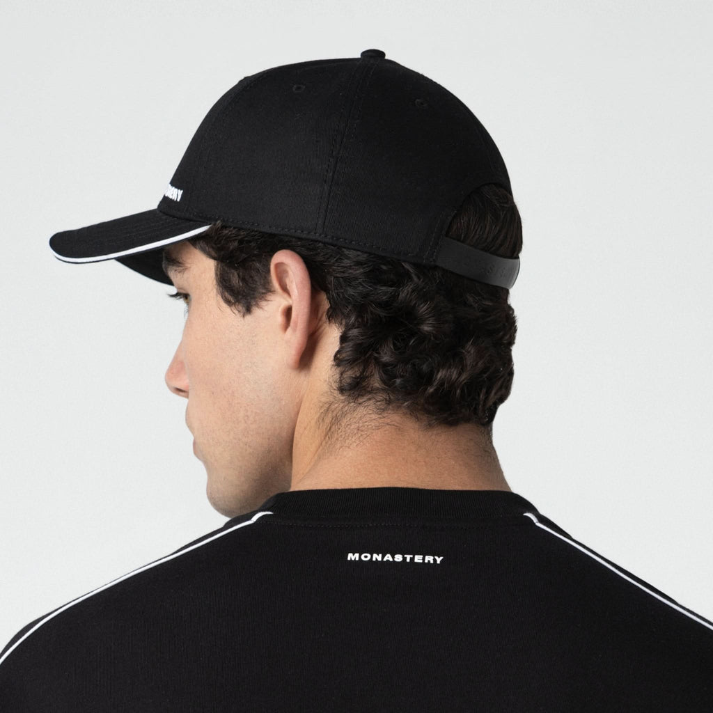 YANNI CAP UNISEX BLACK U - Monastery | Tienda Oficial Colombia
